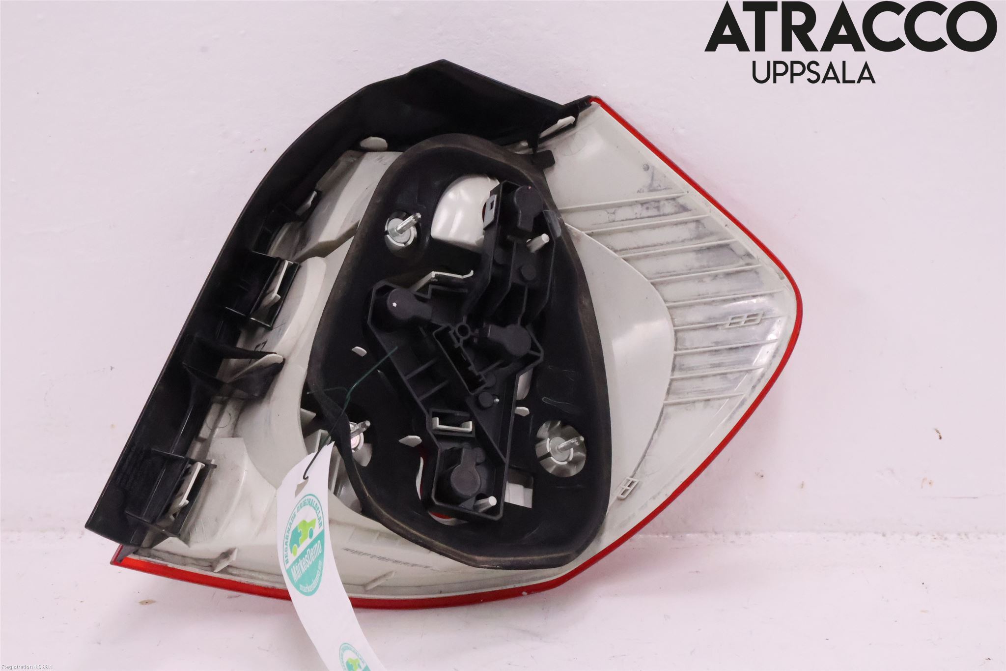 BMW 1 E87/81 5D/3D 03-11 Baklykt Venstre