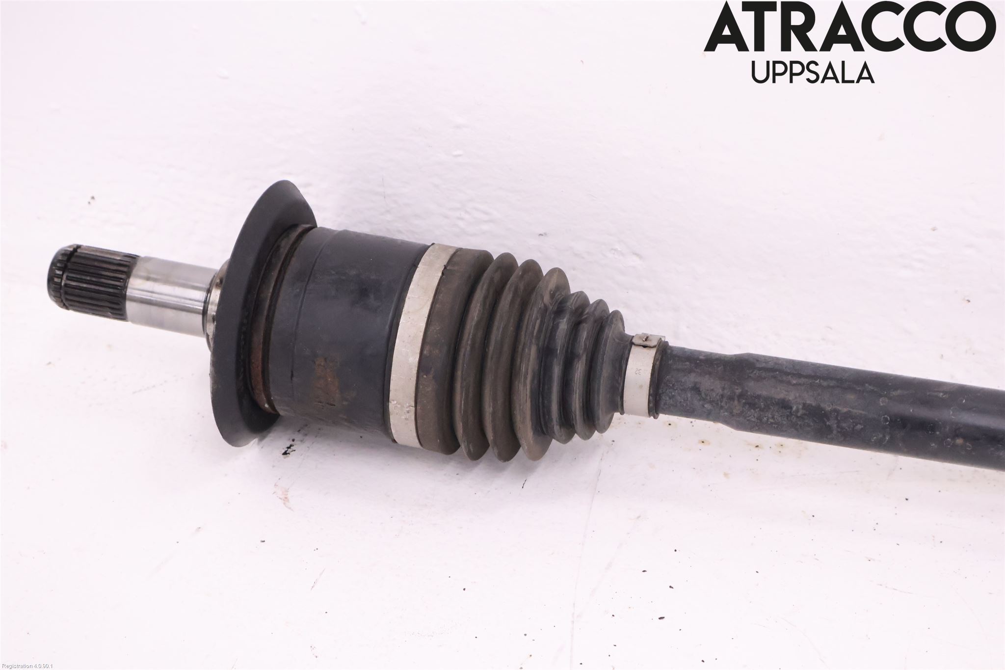 BMW 4 F32/F33/F82/F83 13-20 Drivaksel Bak Kompl Høyre
