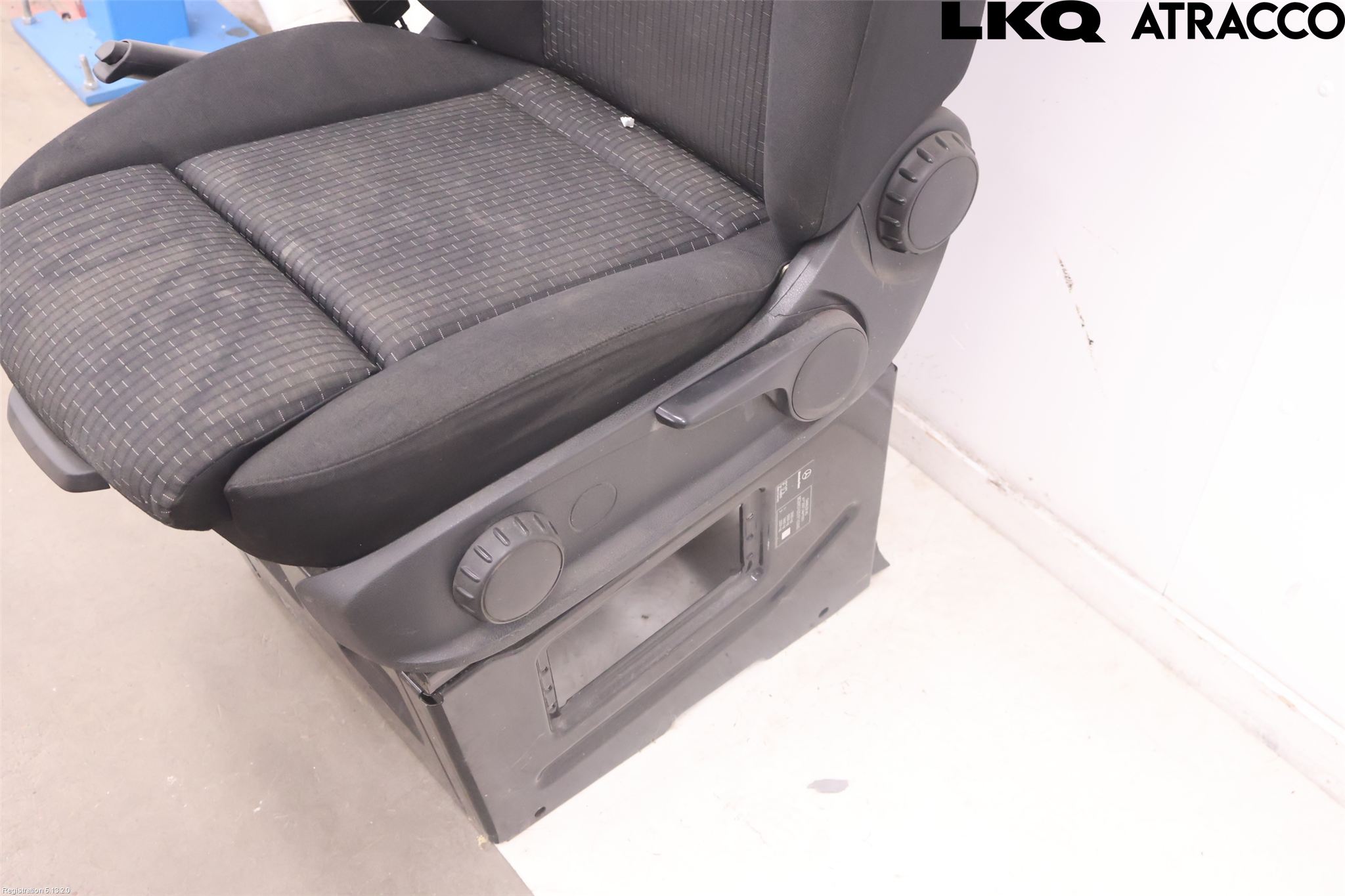 Mercedes-Benz MB SPRINTER (W907/W910) 19- Innr Sete Foran Venstre