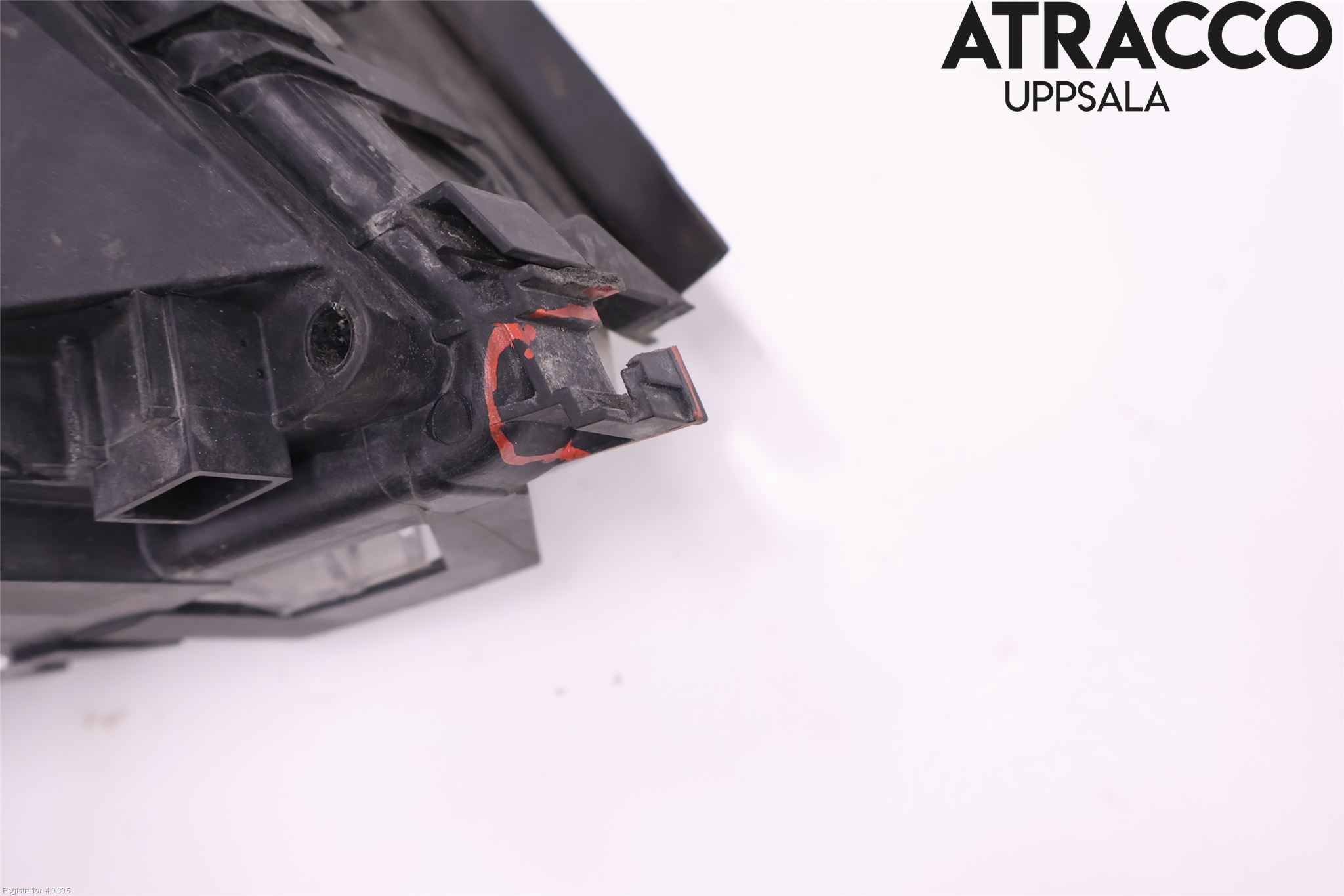 BMW 3 E46      98-05 Frontlykt Venstre