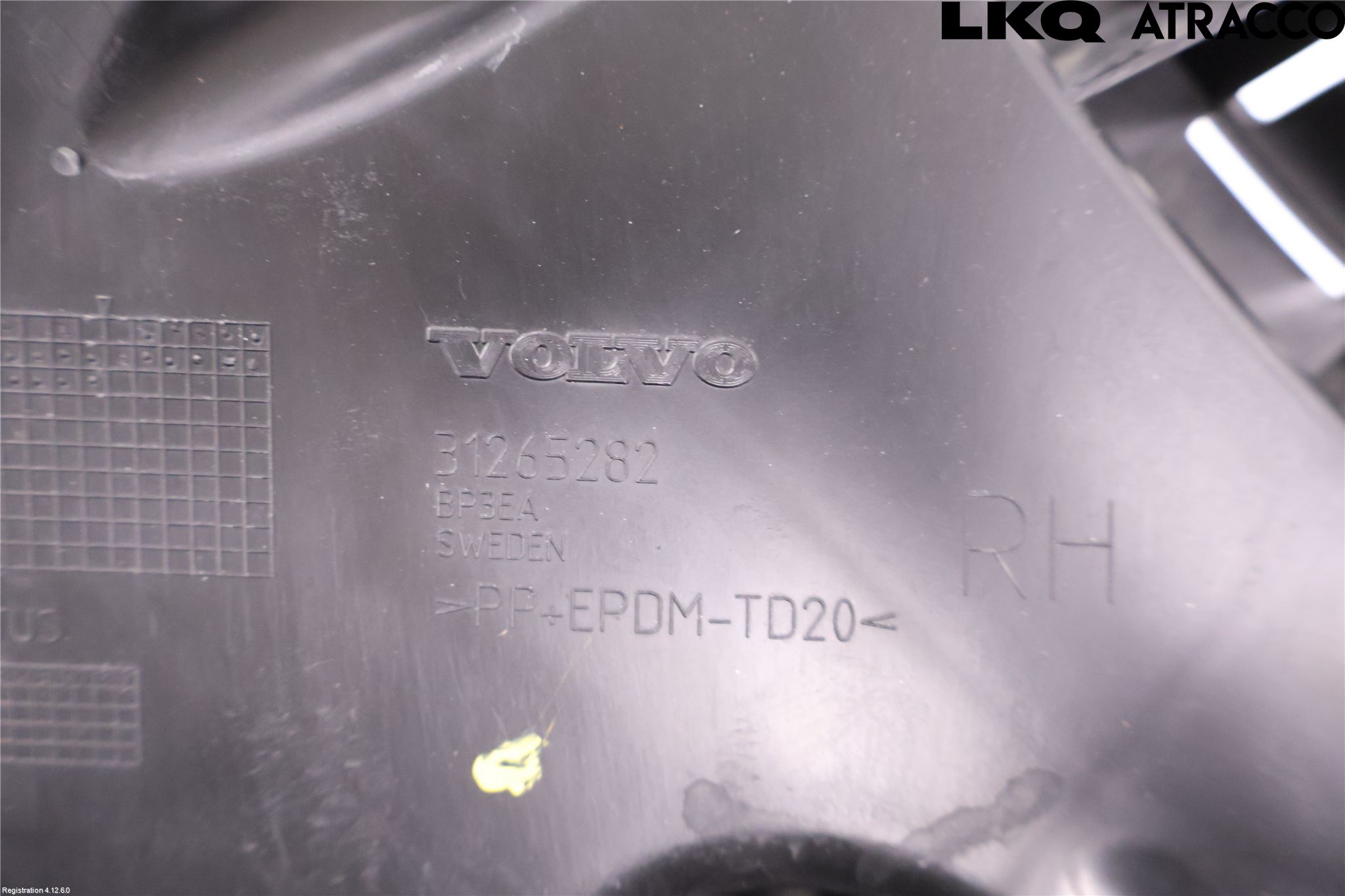 Volvo V60 11-13 Støtfangerfeste Bak Høyre