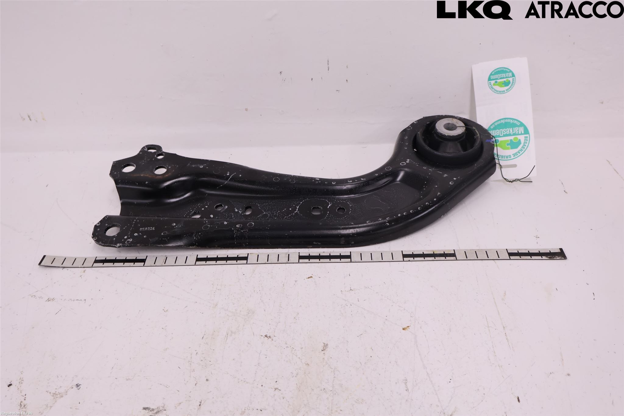 Toyota COROLLA 19- Bærearm Bak Høyre