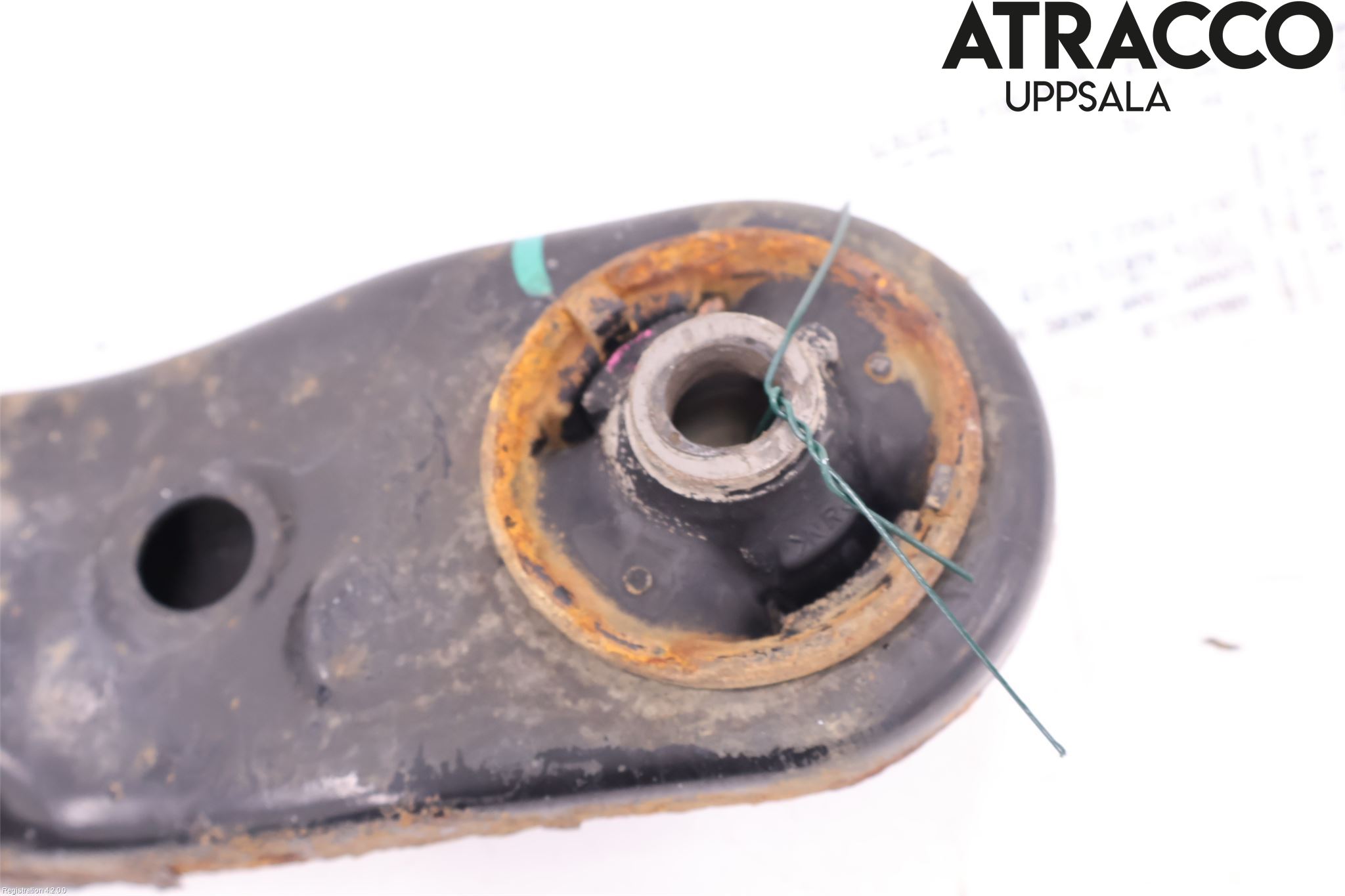 Toyota AURIS 13-19 Bærearm Foran Høyre Nedre