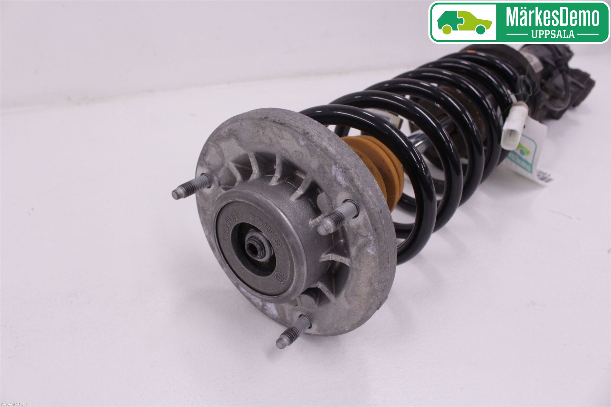 BMW 5 F10/F11/F18 09-17 Fjærbein Bak Venstre