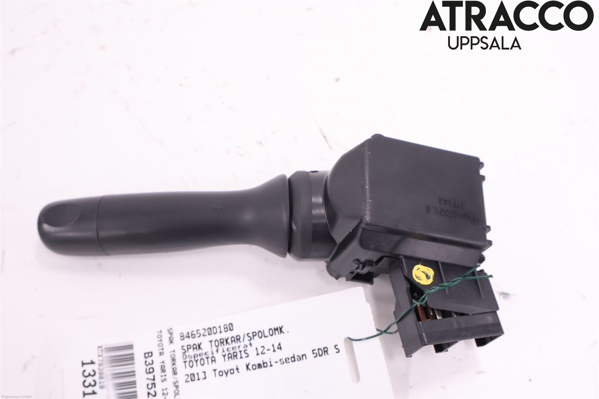 Toyota YARIS XP130 12-14 Bryter Ratt Visker - Spyler