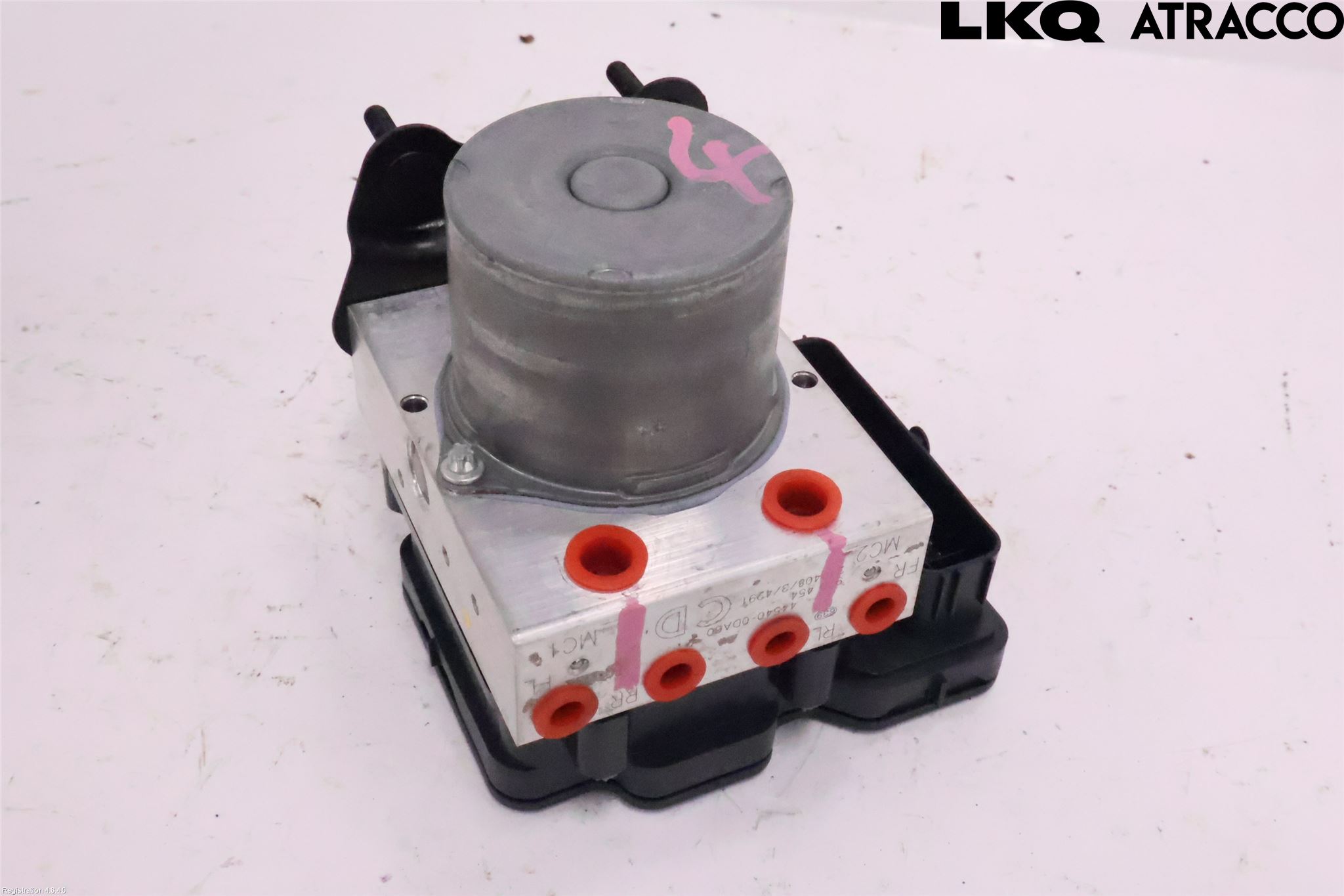 Toyota YARIS CROSS XP21 21- Abs Hydraulikkaggregat