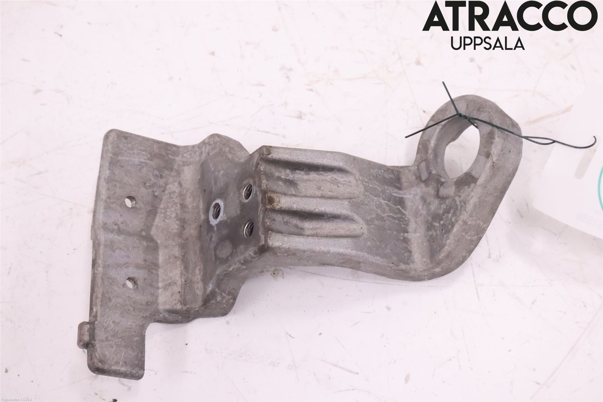 Mercedes-Benz MB E-KLASS (W213) 16-23 Radiator Feste - Ramme - Bjelk