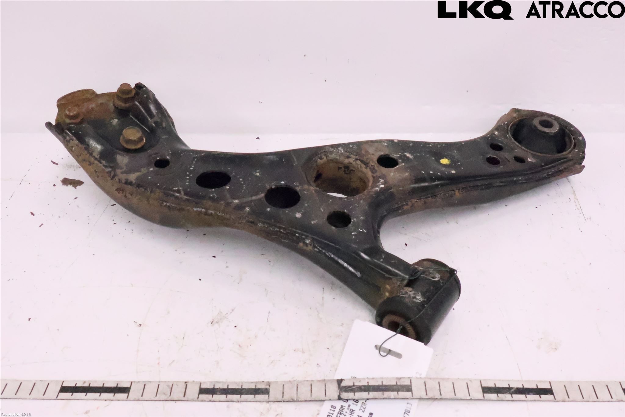 Toyota C-HR 16-23 Bærearm Foran Venstre Nedre