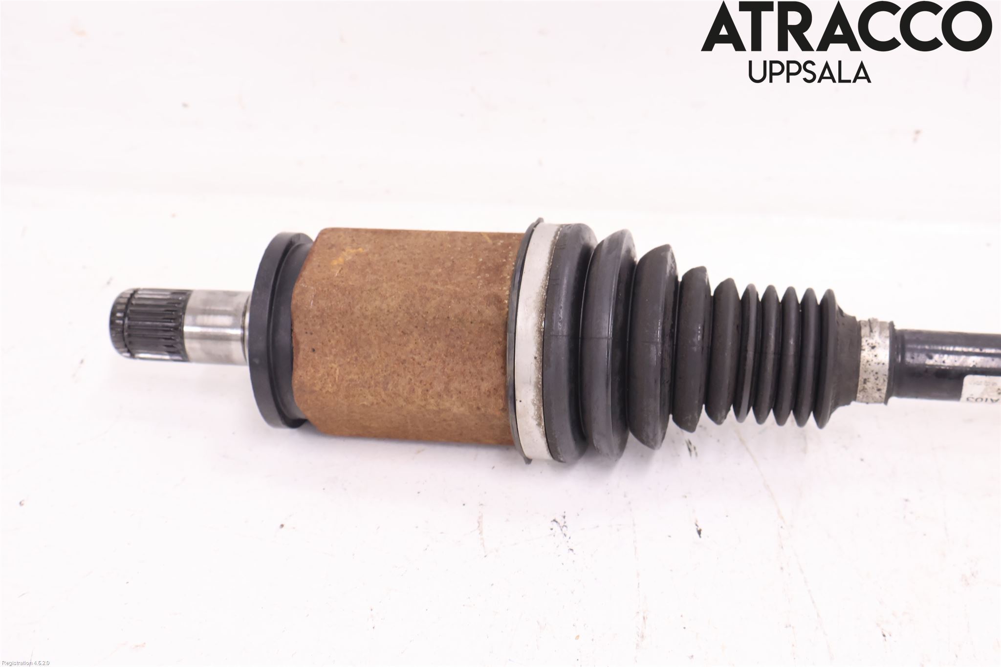 BMW 3 F30/F31/F80 12-19 Drivaksel Foran Kompl Venstre