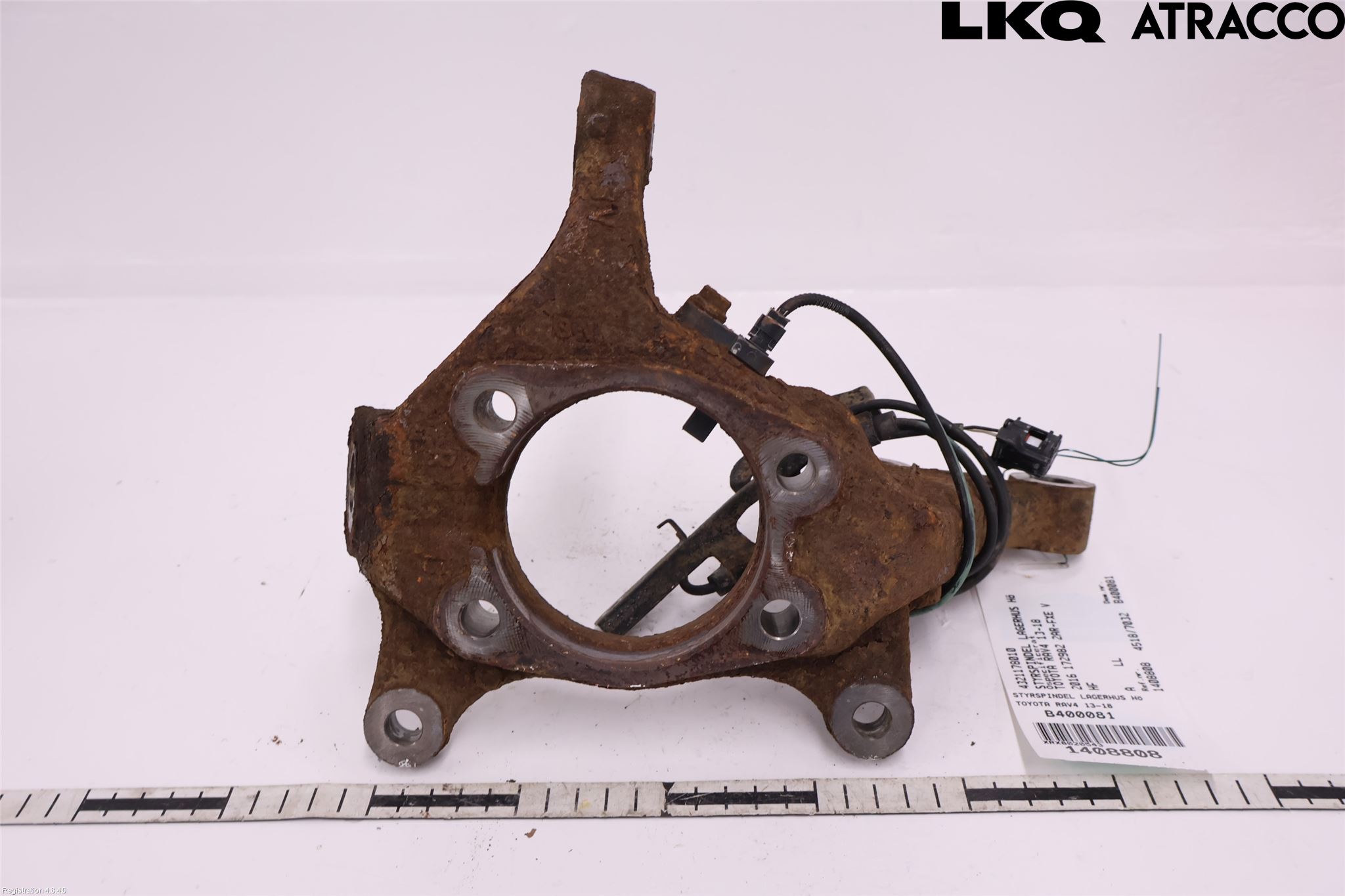 Toyota RAV4 13-18 Spindel Hf