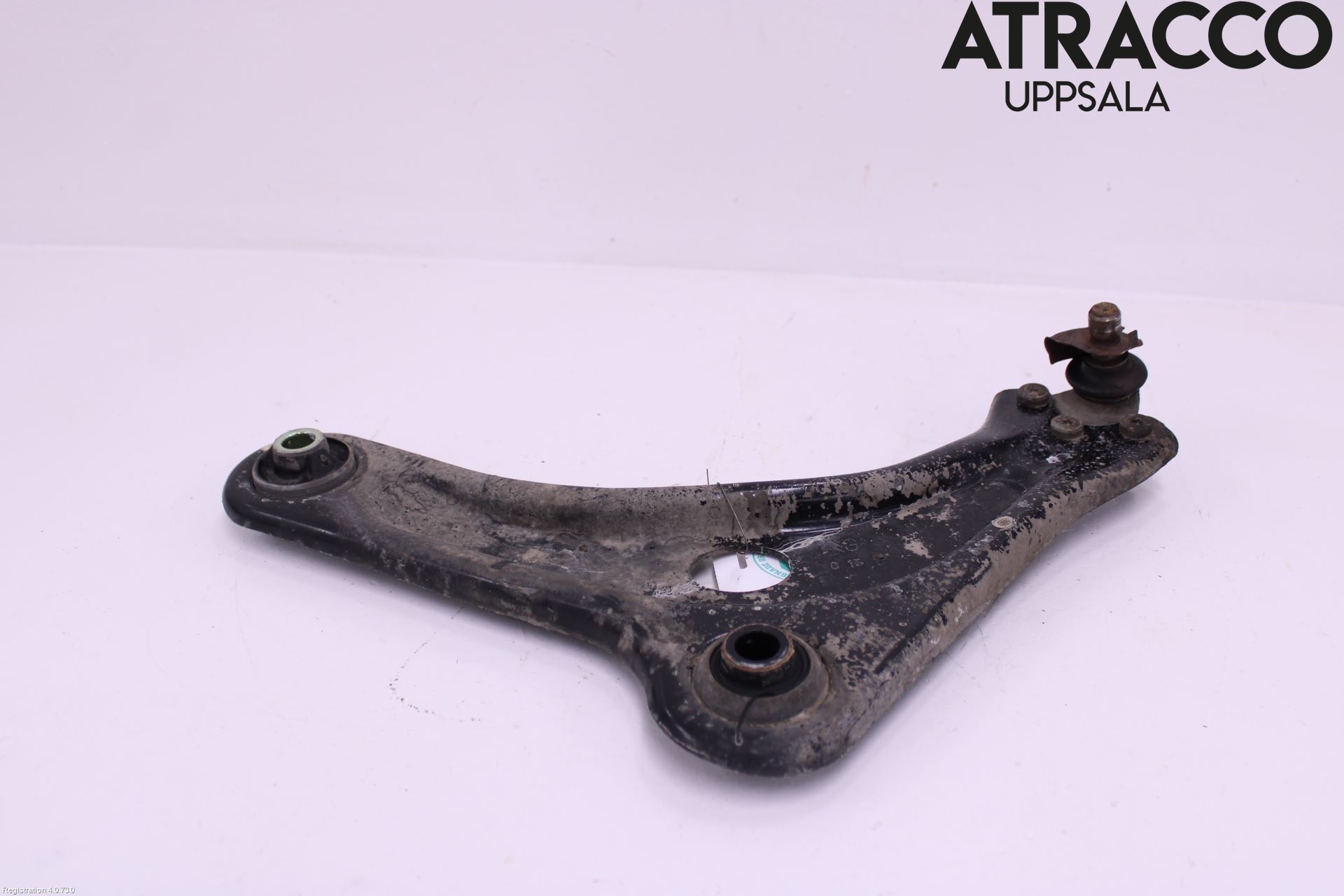 Citroen C3 10-17 Bærearm Foran Venstre Nedre