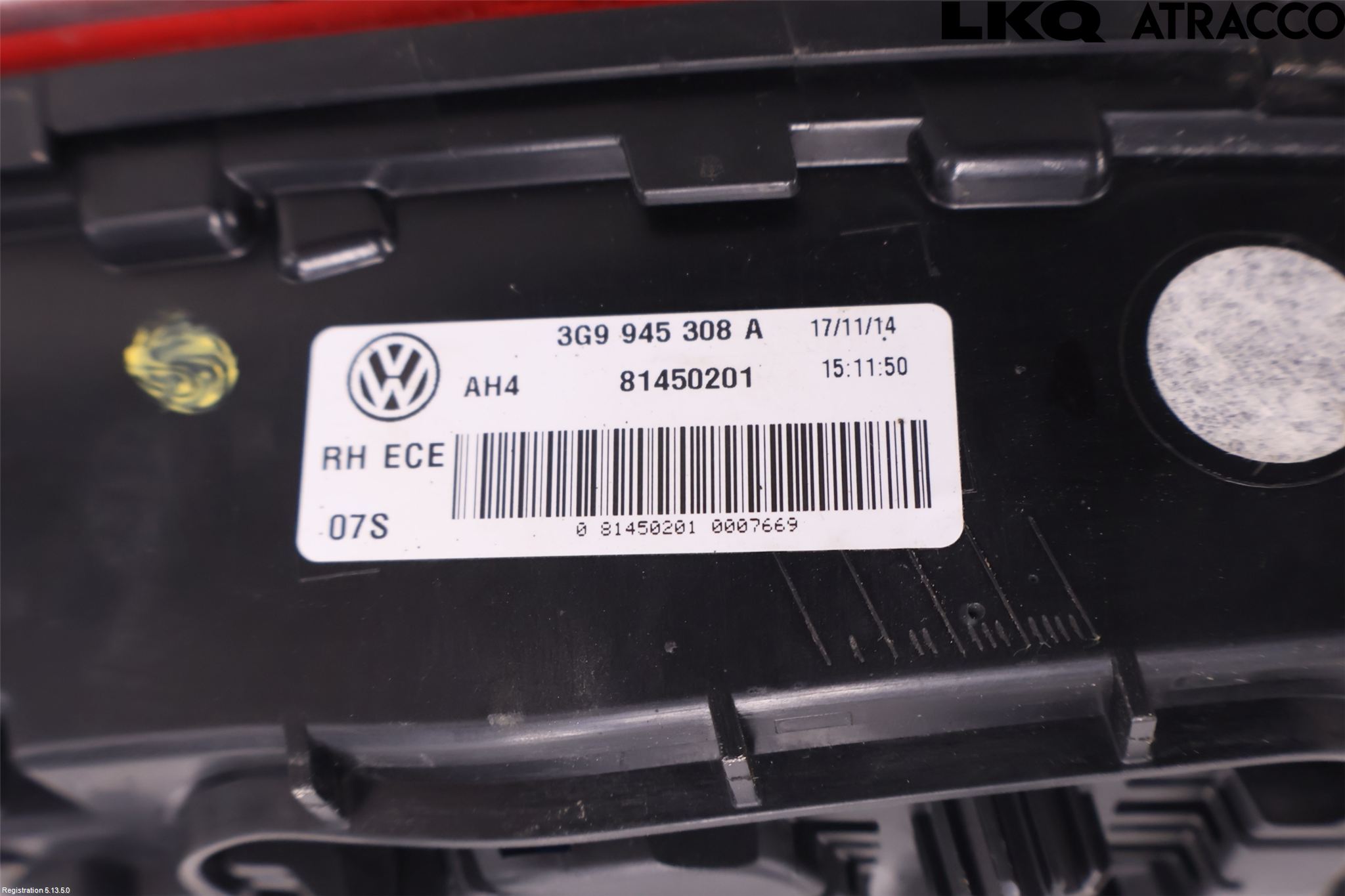 Volkswagen VW PASSAT 15-19 Baklykt Høyre  På Luke(Indre)