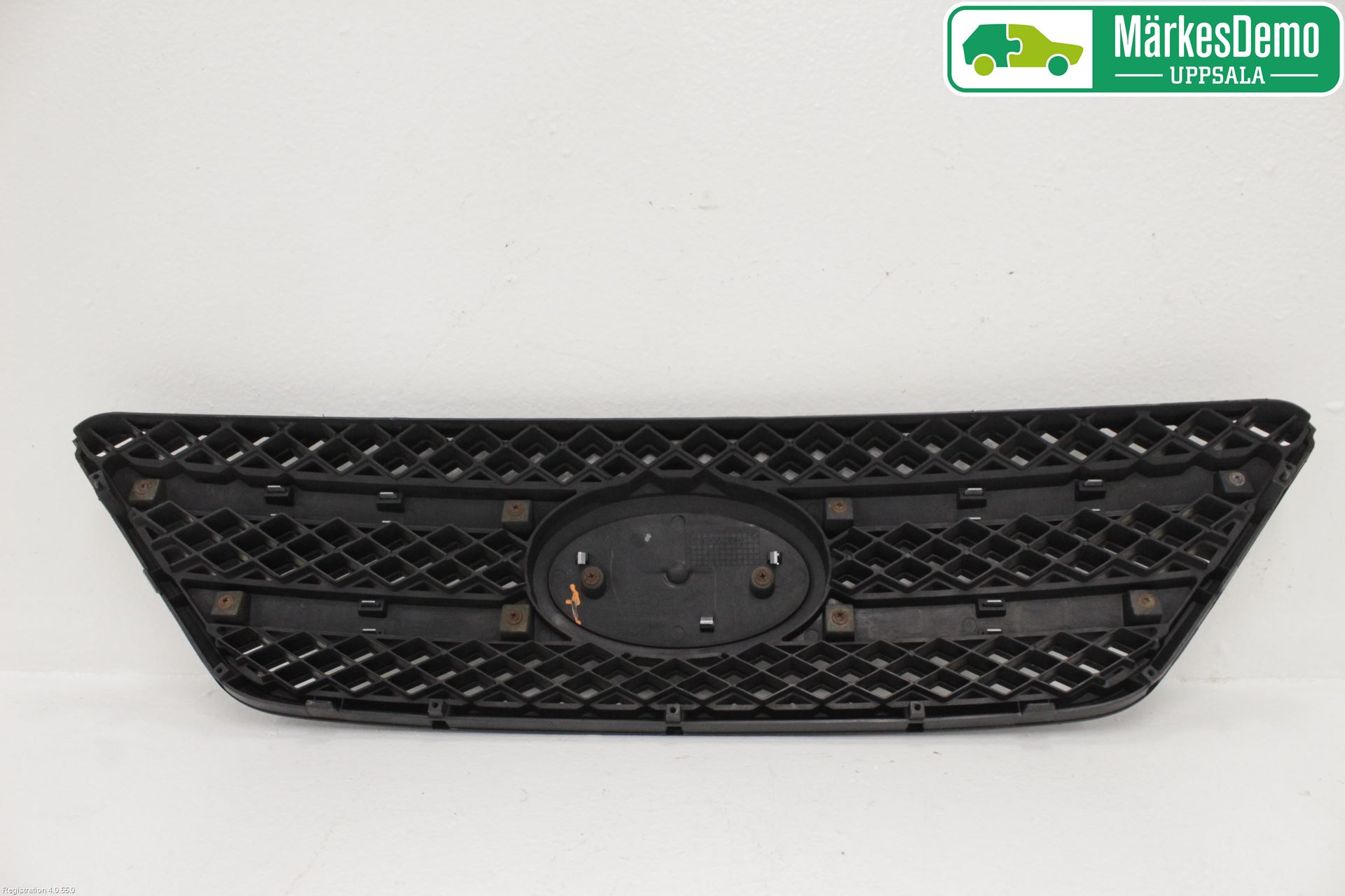 Kia CEED 06-12 Grilldel Midt