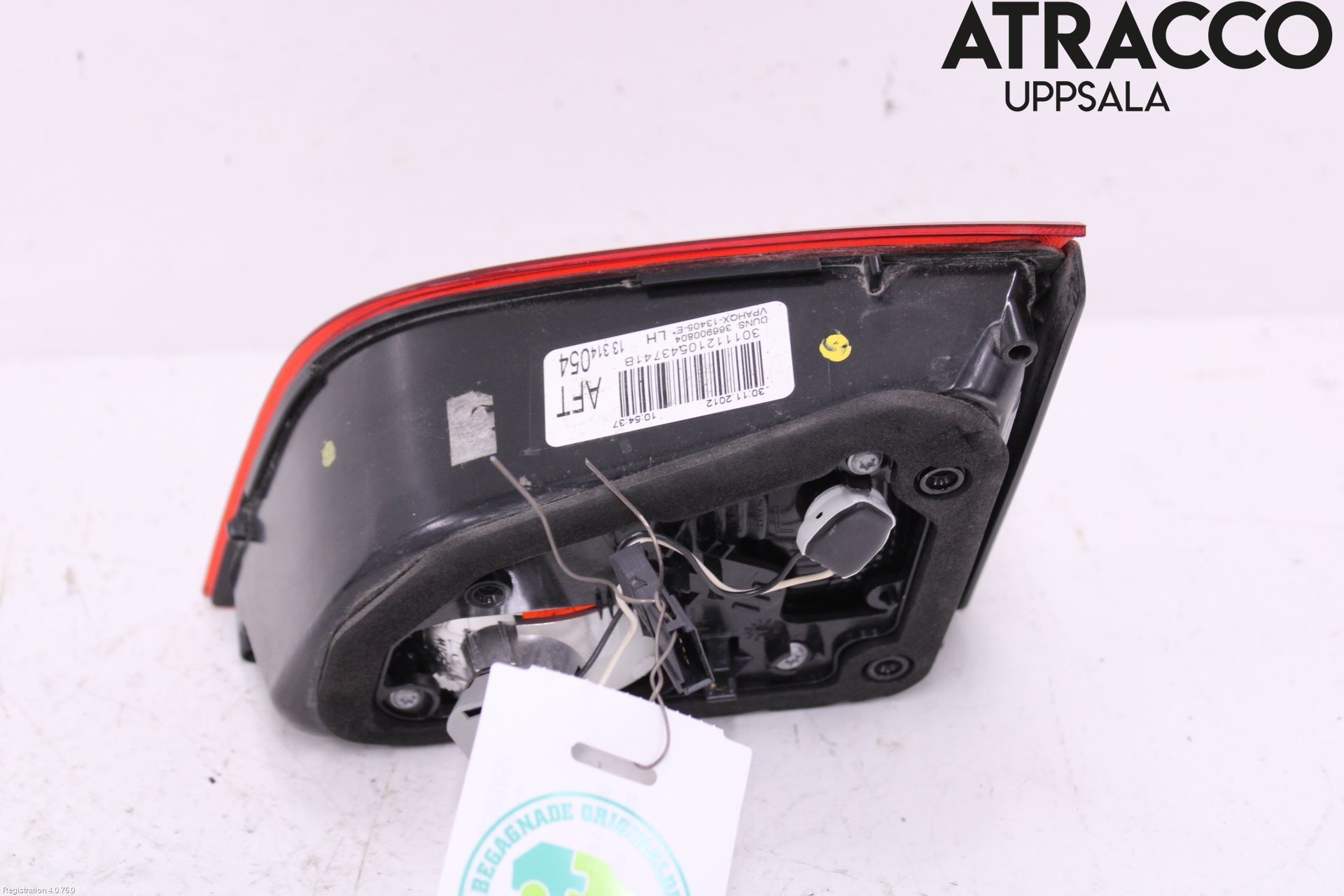 Opel ASTRA J 10-15 Baklykt Venstre  På Luke(Indre