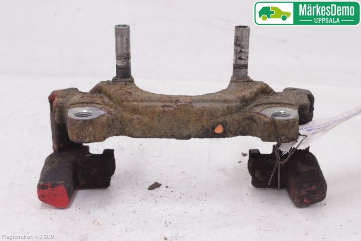 Volkswagen VW TOURAN 03-10 Bremsecaliper Feste Holder