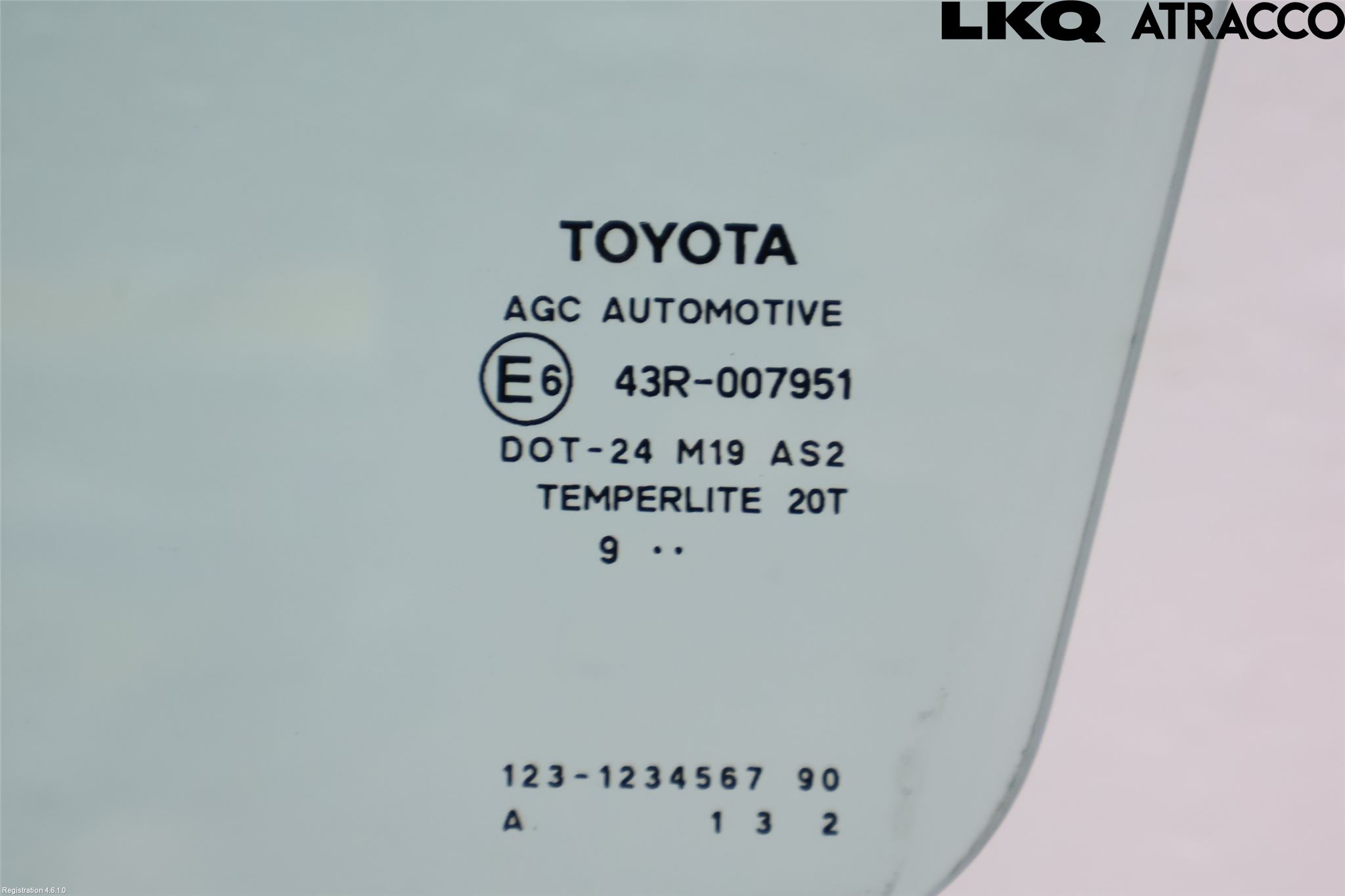 Toyota AURIS 10-12 Dørrute Foran Venstre 4 Dørs