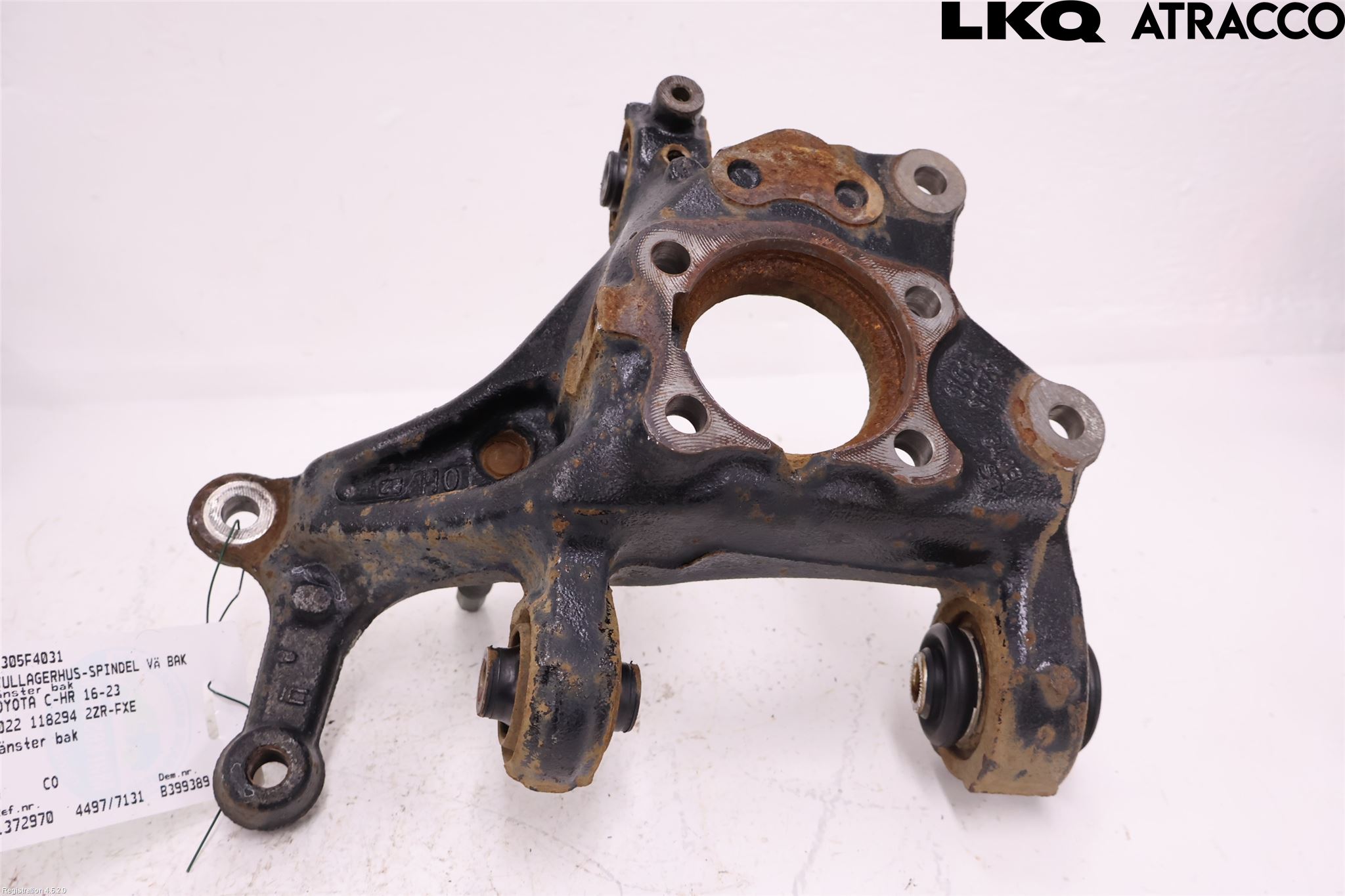 Toyota C-HR 16-23 Spindel Vb