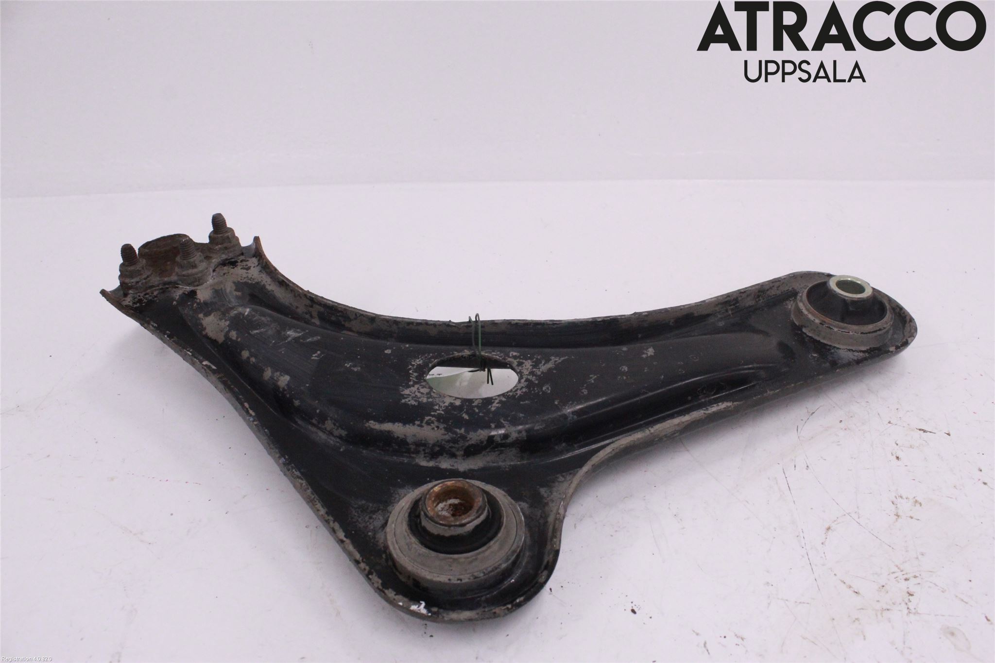 Citroen C3 10-17 Bærearm Foran Venstre Nedre
