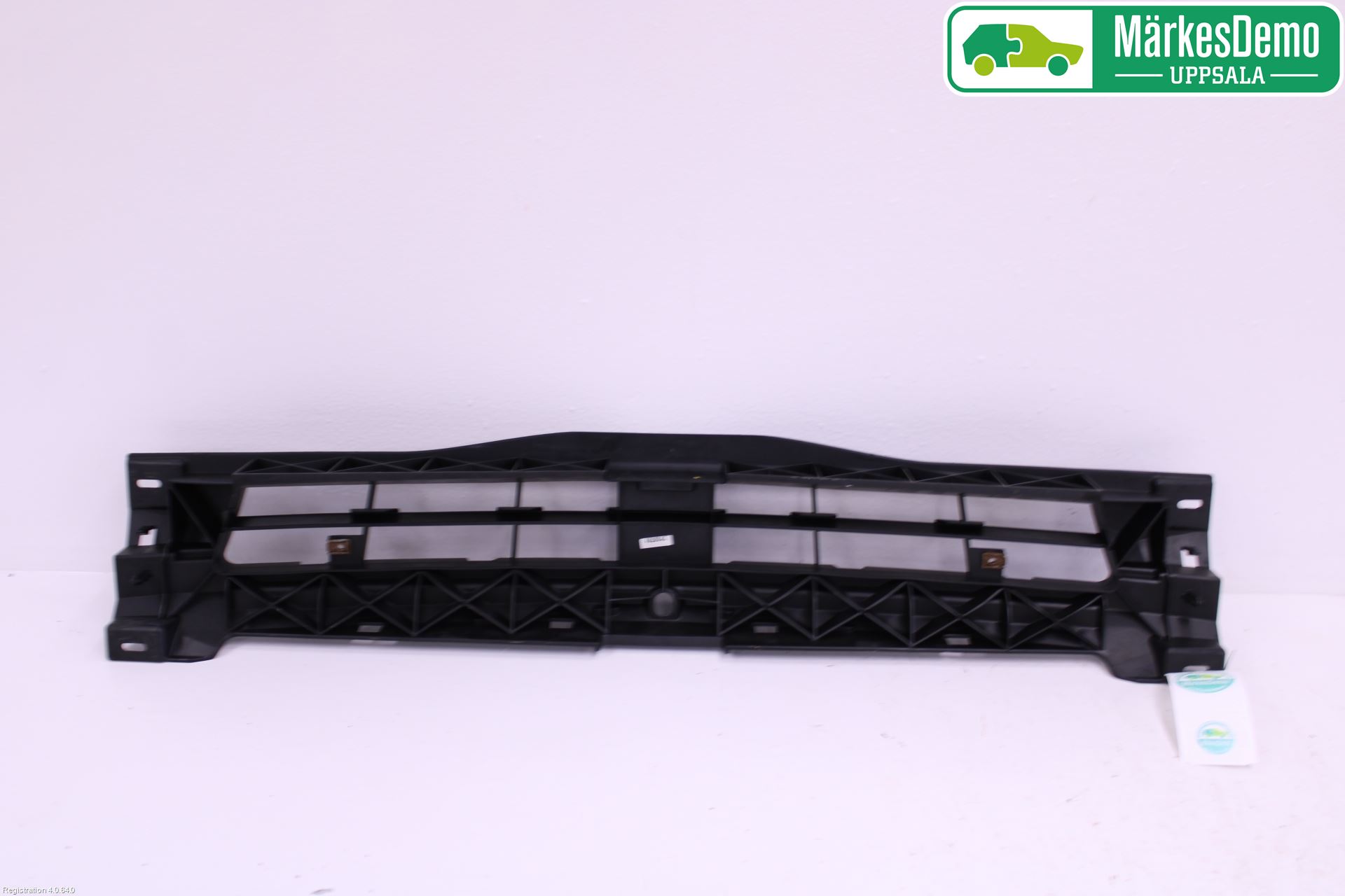 Opel VIVARO 01-14 Støtfanger Foran Midt Del