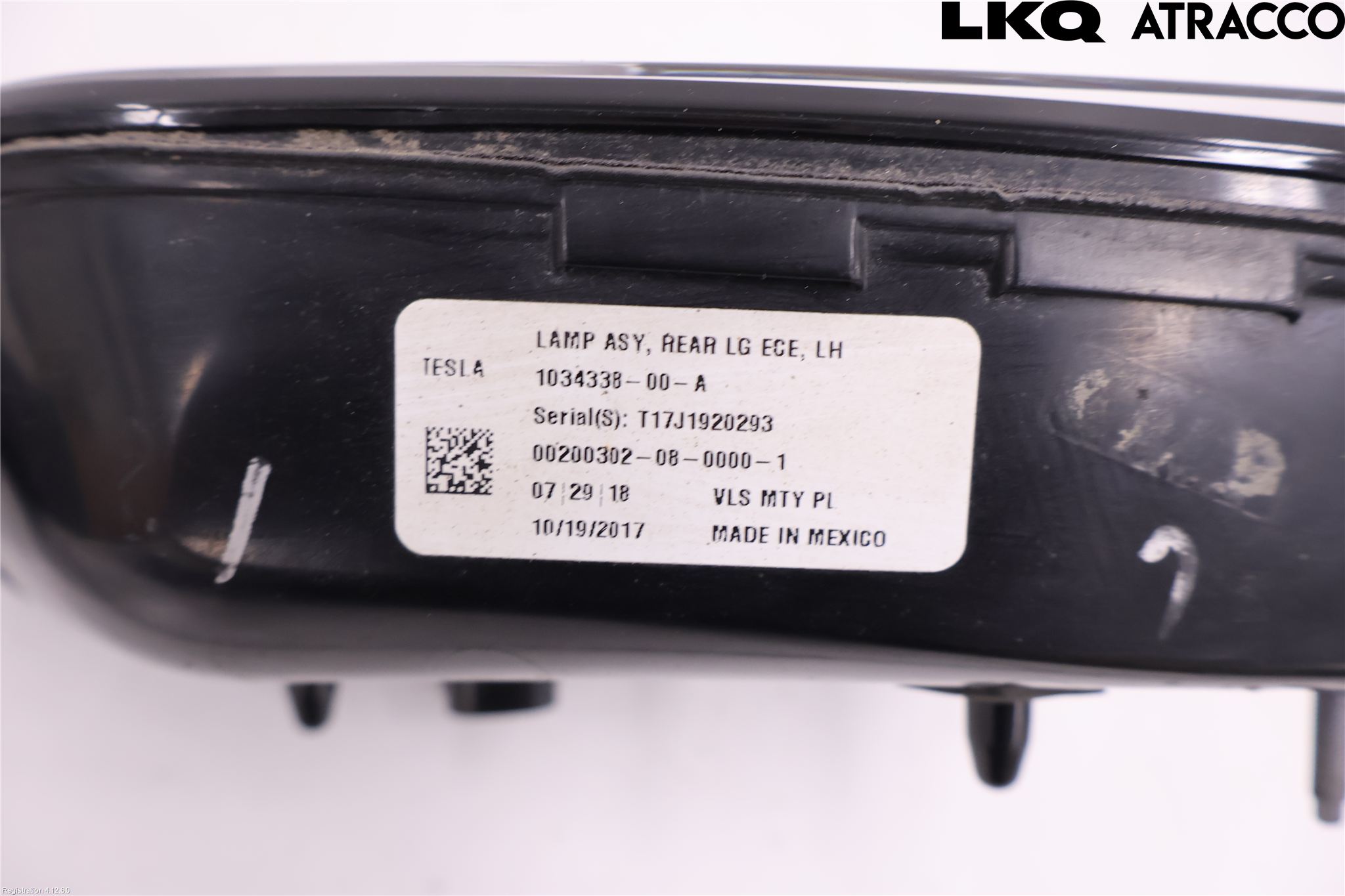Tesla MODEL X 16- Baklykt Venstre  På Luke(Indre