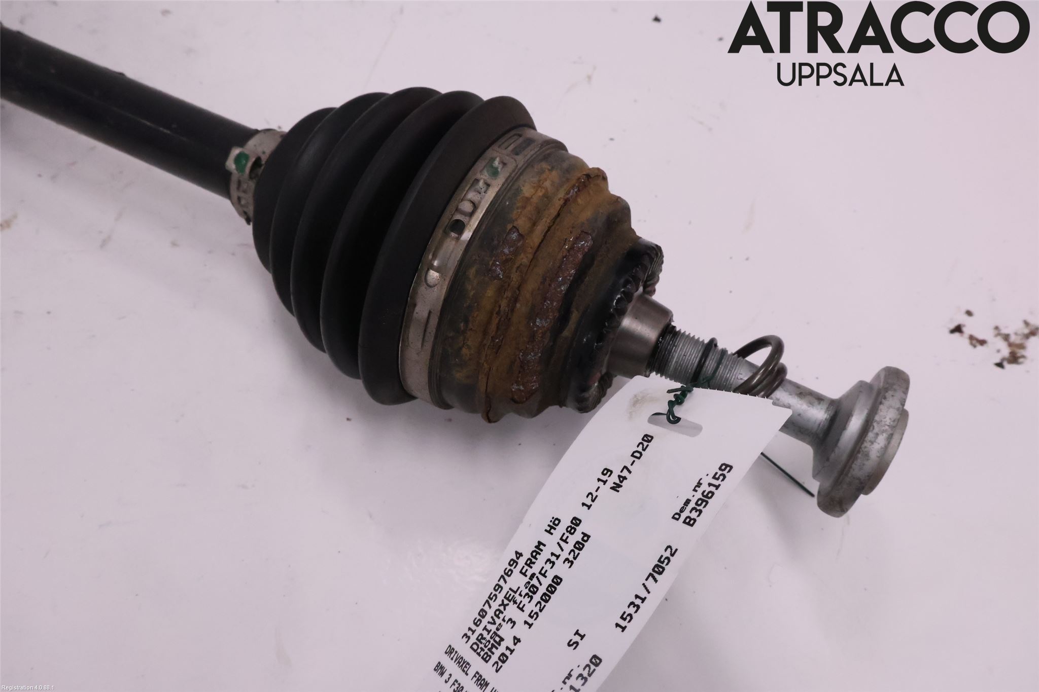 BMW 3 F30/F31/F80 12-19 Drivaksel Foran Kompl Høyre