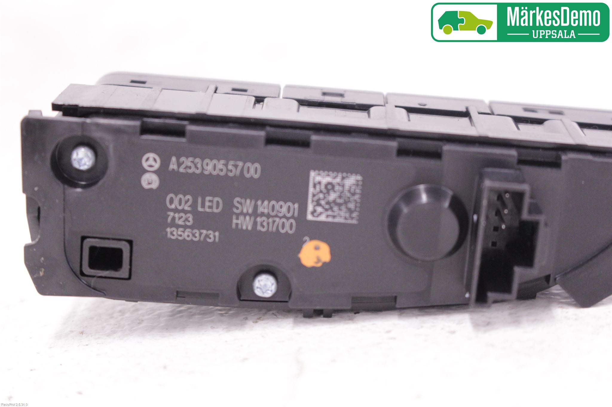 Mercedes-Benz MB GLC-KLASS (X253/C253) 15-22 Bryter Multifunksjon