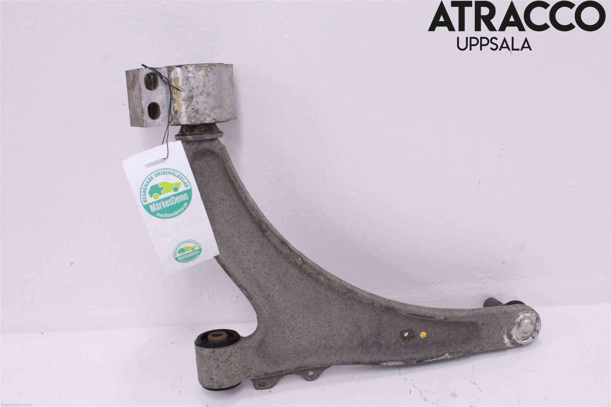 Opel INSIGNIA 09-16 Bærearm Foran Høyre Nedre