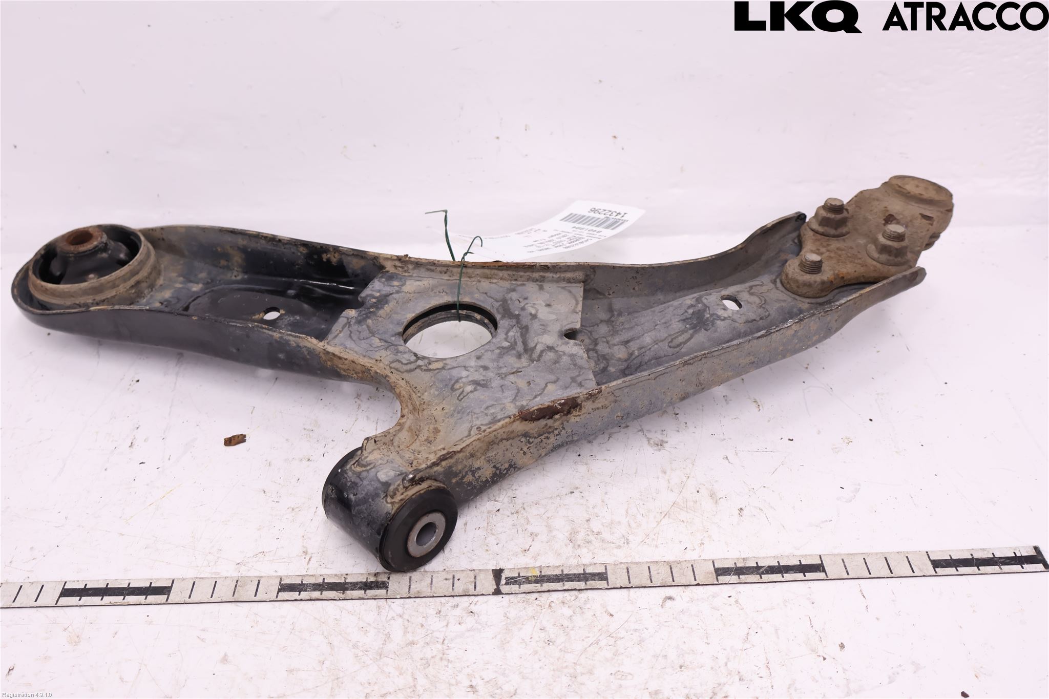 Kia CEED 12-18 Bærearm Foran Høyre Nedre