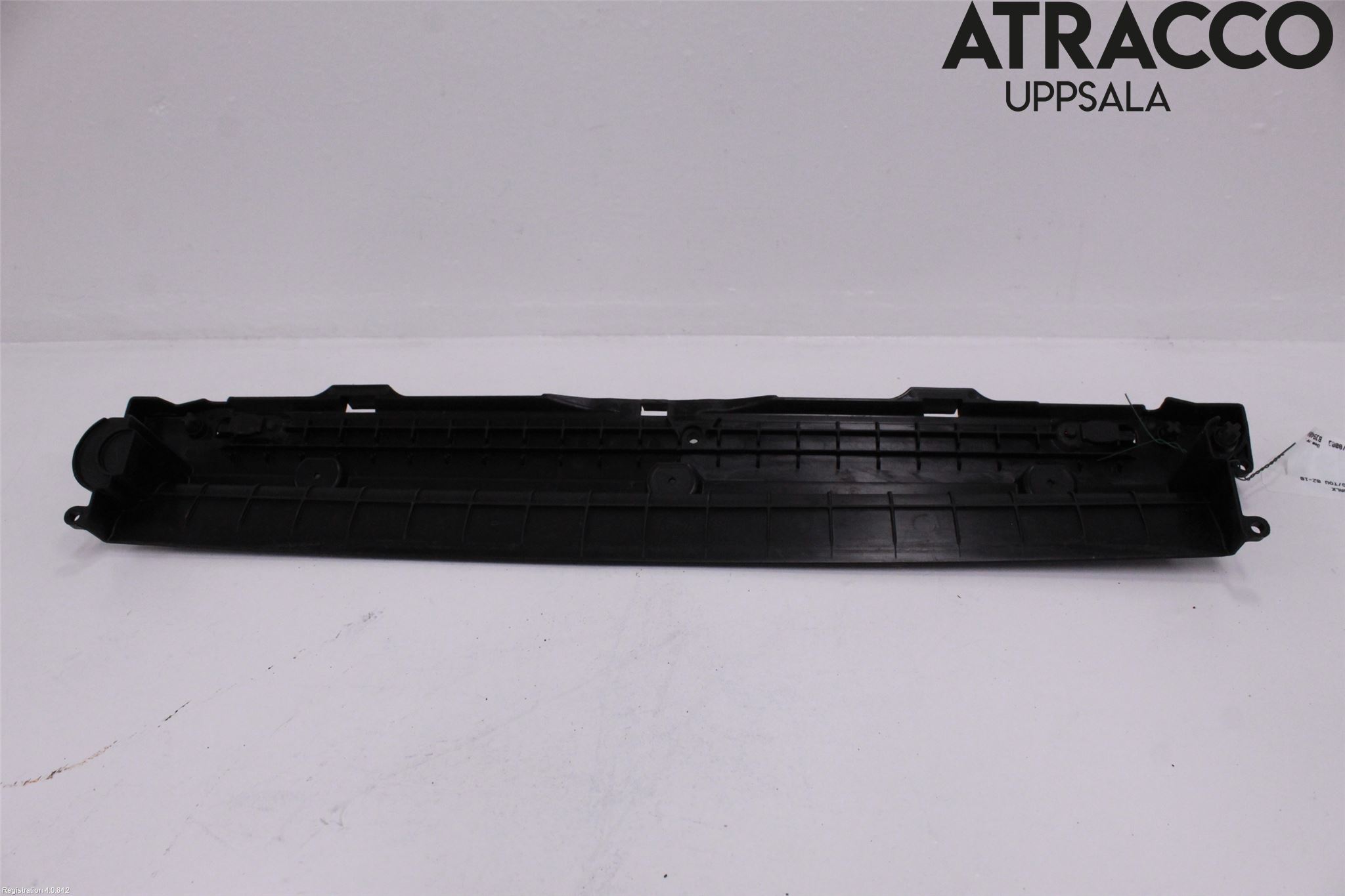 BMW 5 E60/61 Sed/Tou 02-10 Radiator Feste - Ramme - Bjelk