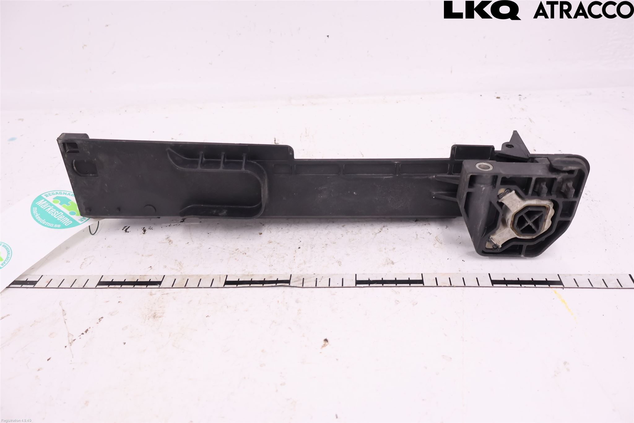 BMW i3 I01 13-22 Radiator Feste - Ramme - Bjelk