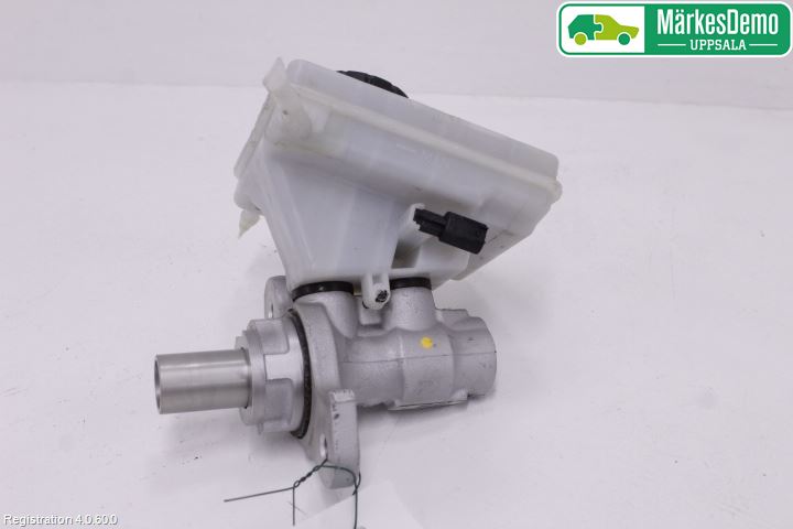 BMW X4 F26 14-18 Brems Hovedsylinder