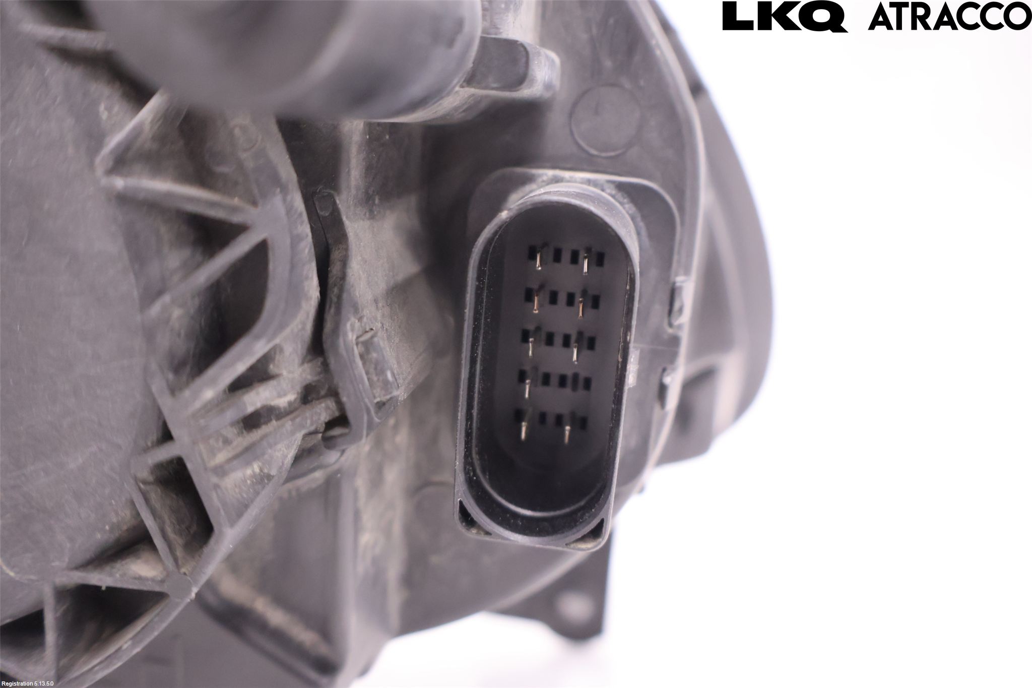 Volkswagen VW CADDY      04-10 Frontlykt Venstre