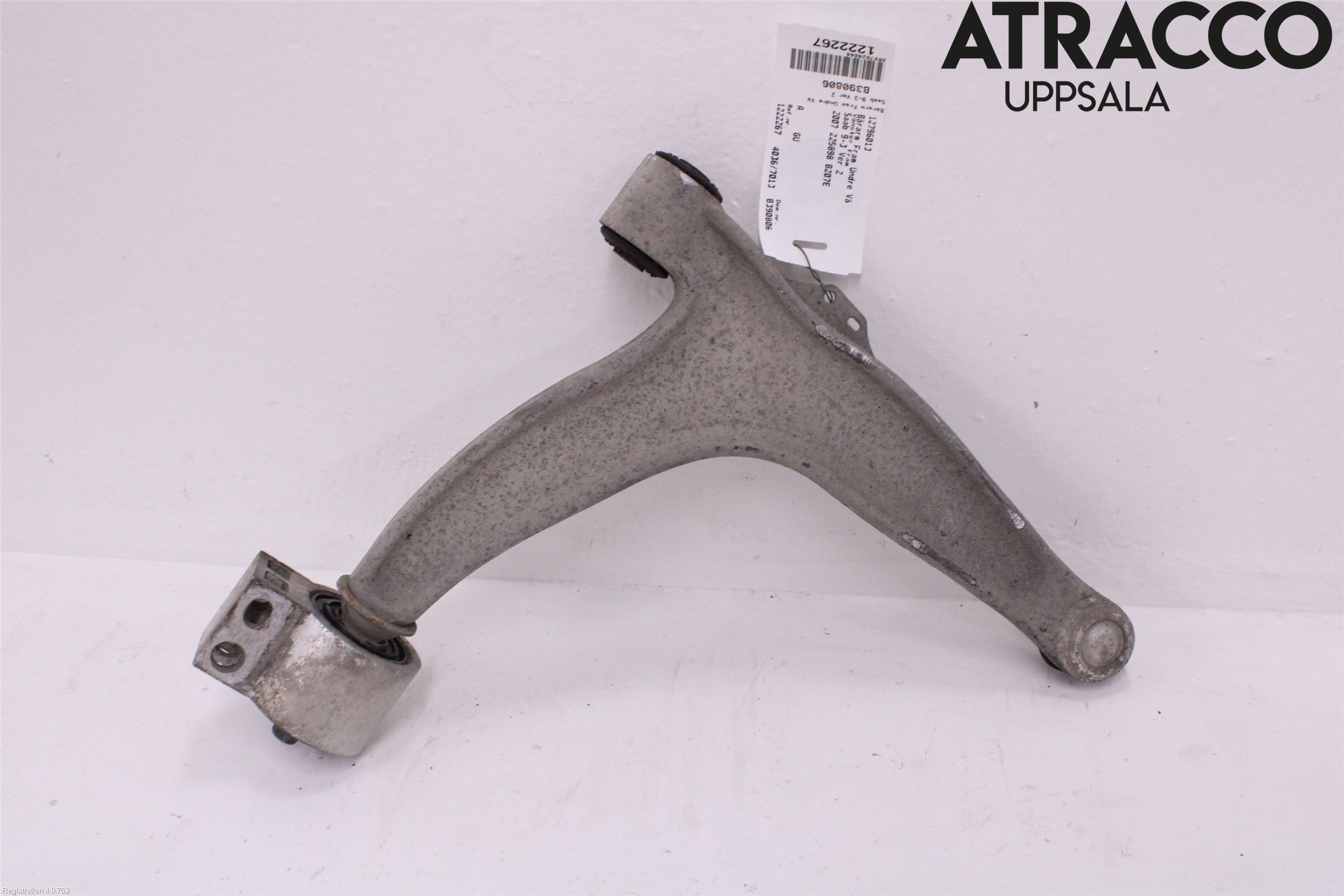 Saab 9-3 VER 2 Bærearm Foran Venstre Nedre