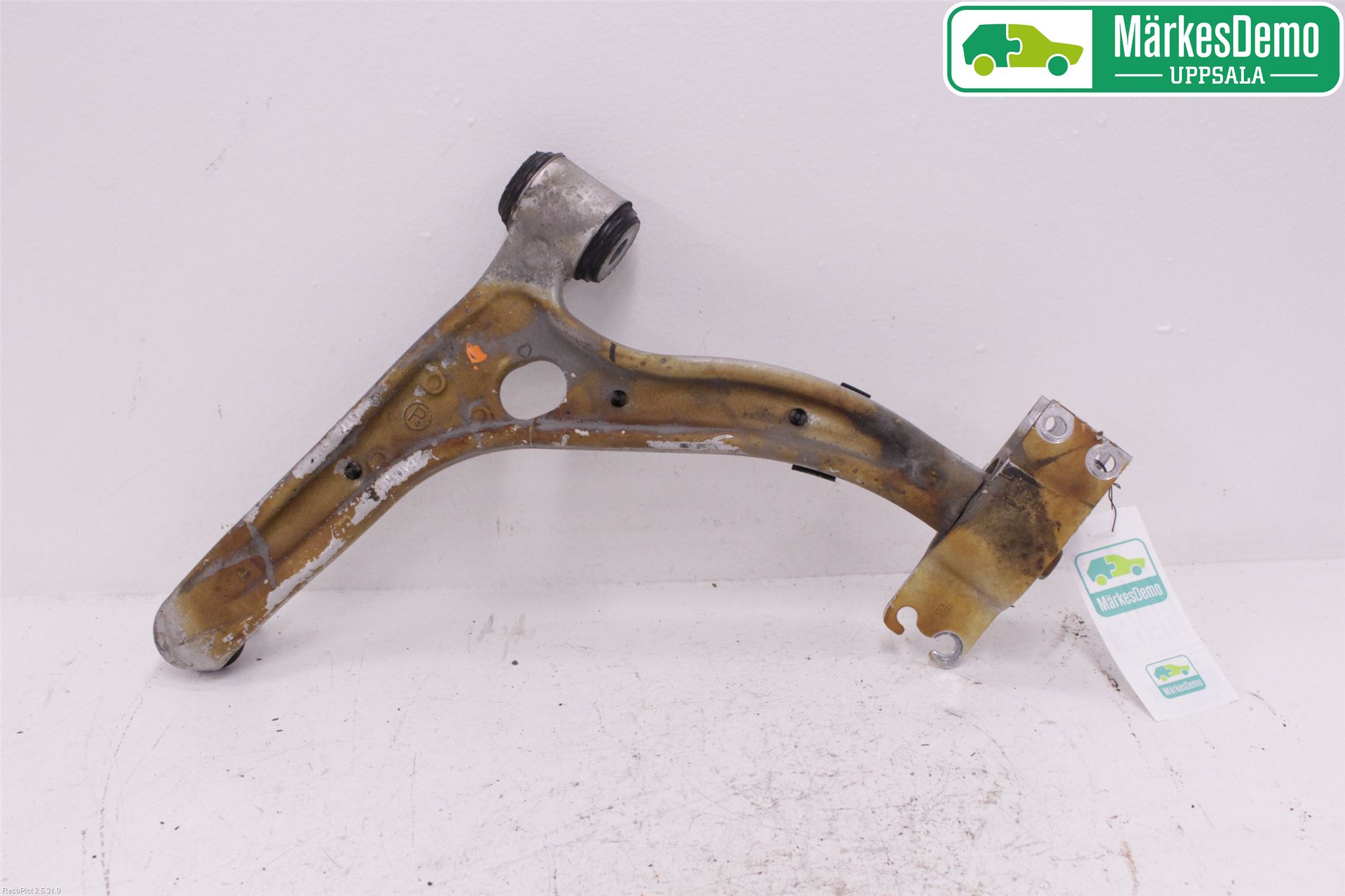 Mercedes-Benz MB B-KLASS (W246/W242) 12-19 Bærearm Foran Høyre Nedre