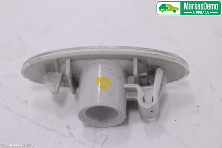 Nissan MICRA 11-16 Blinklykt Side Venstre