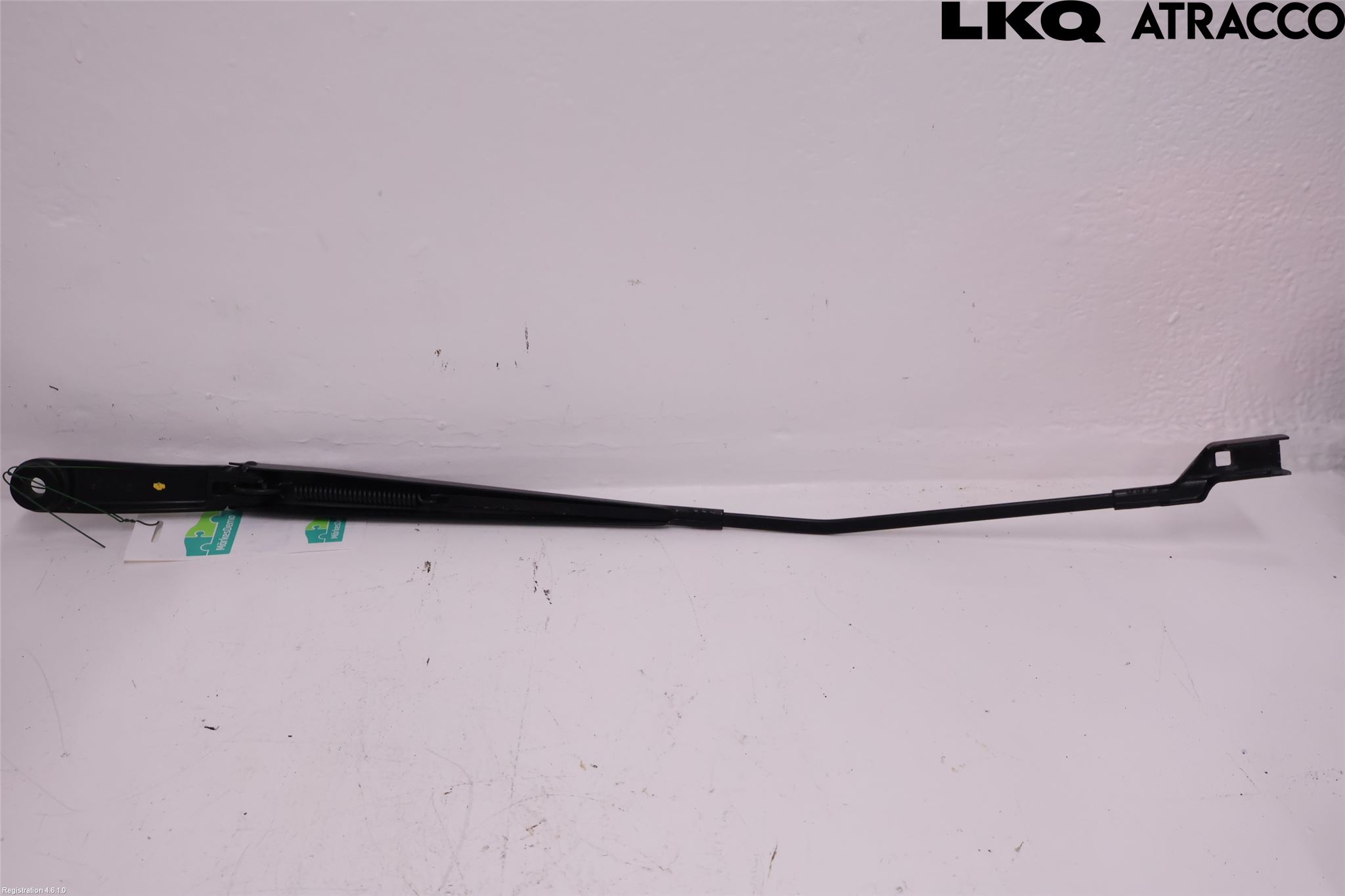 MG 4 23- Viskerarm-Armer Frontrute