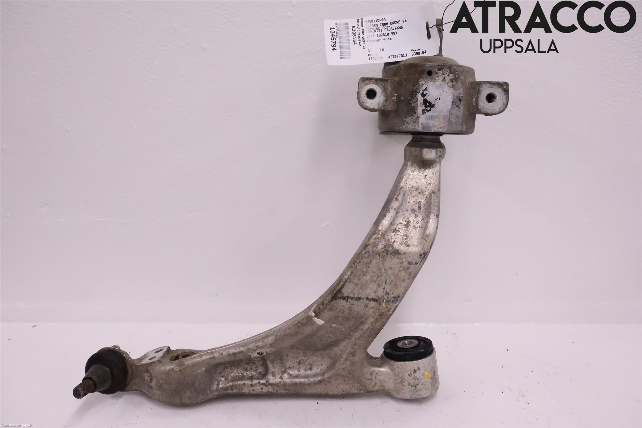 Infiniti FX35/FX45 Bærearm Foran Venstre Nedre