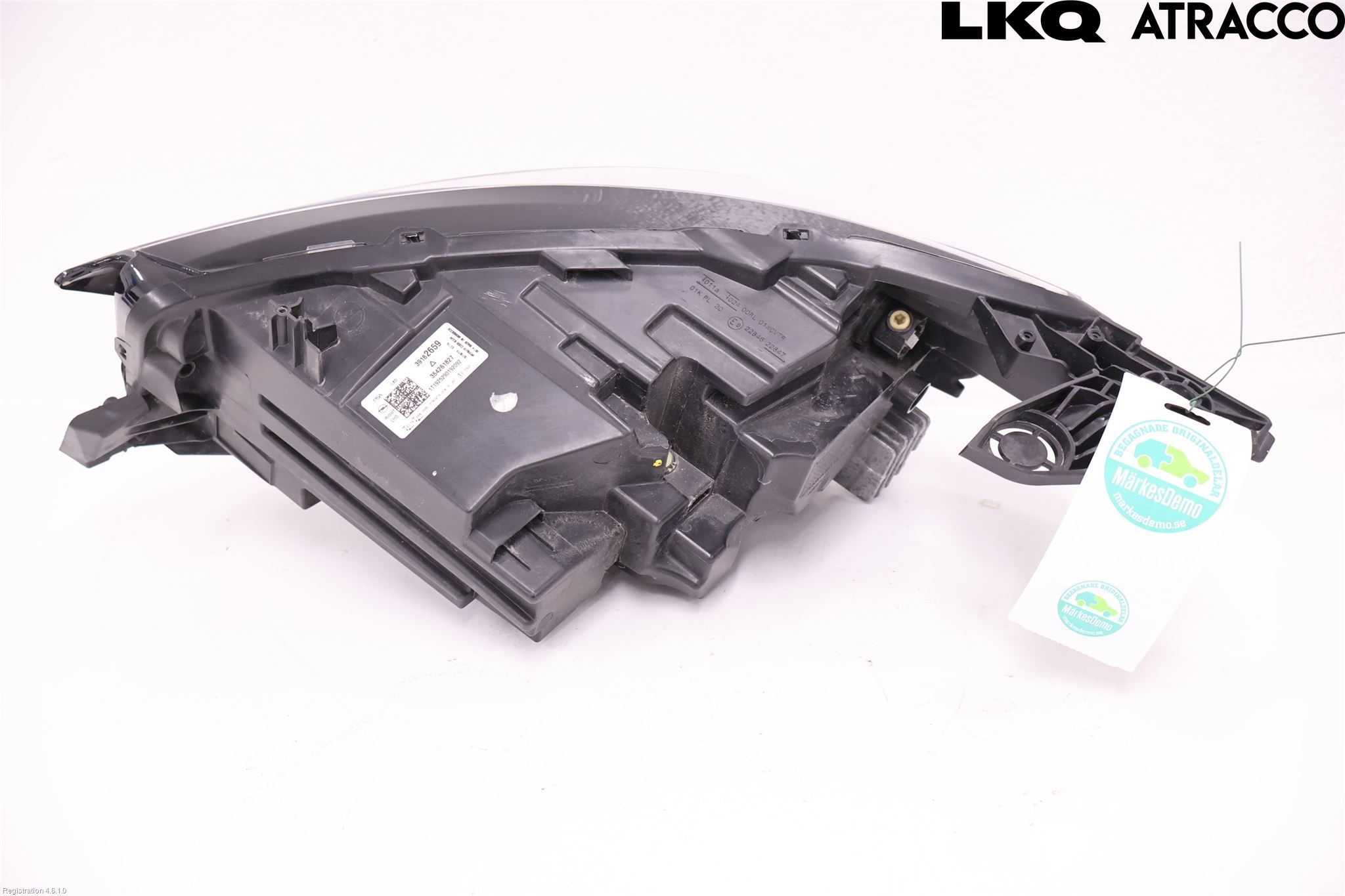 Opel CORSA F, CORSA-E 20- Frontlykt Høyre