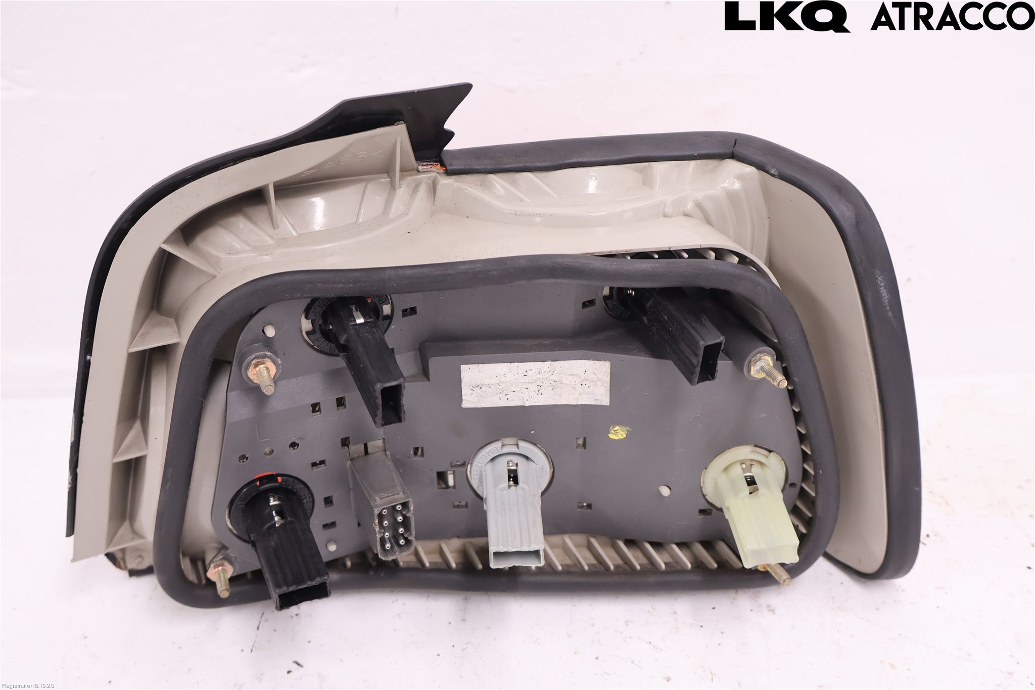 BMW 3 E36      91-00 Baklykt Venstre