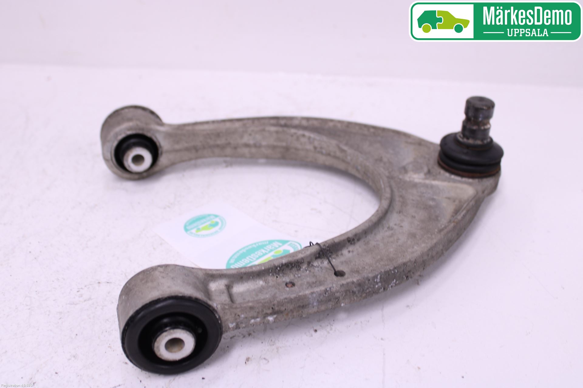 BMW 5 F10/F11/F18 09-17 Bærearm Foran Høyre Øvre