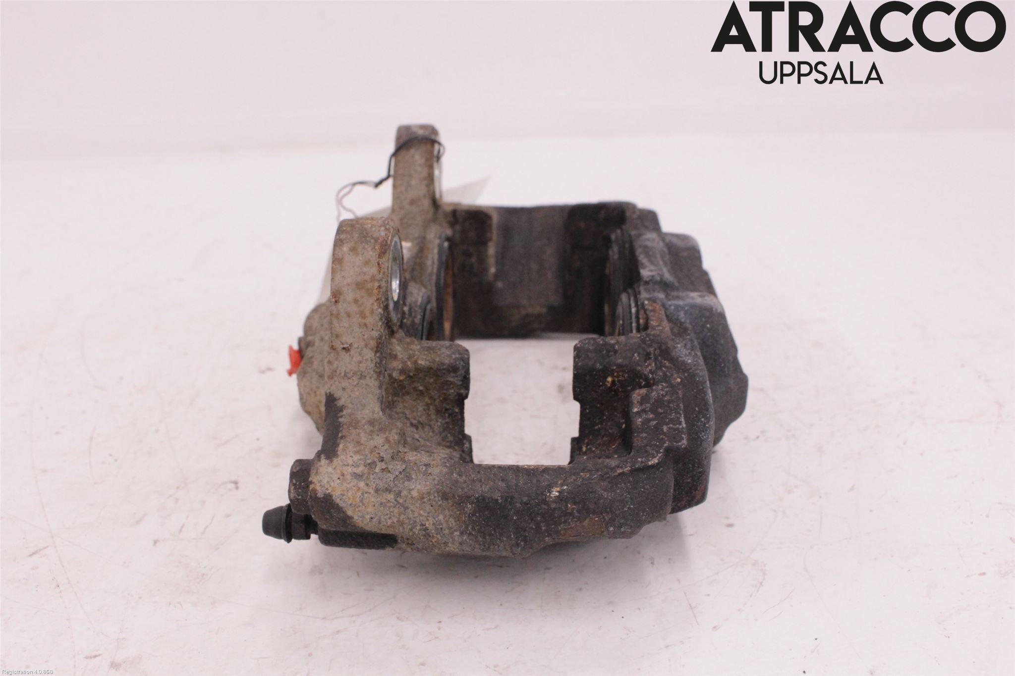 Toyota HILUX 16- Bremsecaliper Foran Høyre