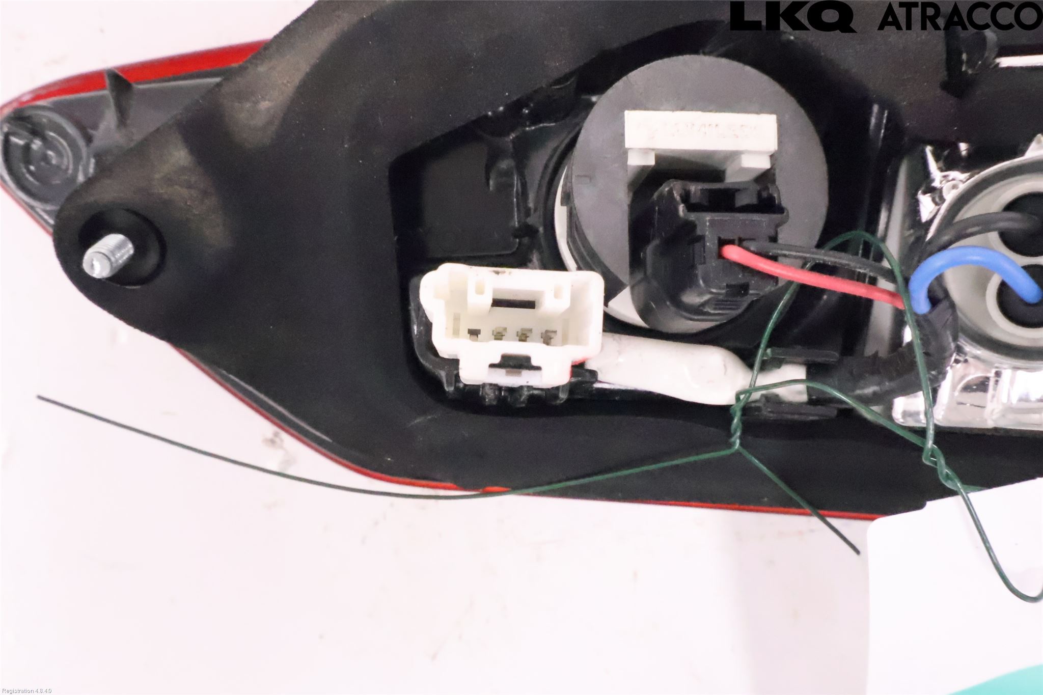 Toyota YARIS XP130 15-20 Baklykt Venstre  På Luke(Indre