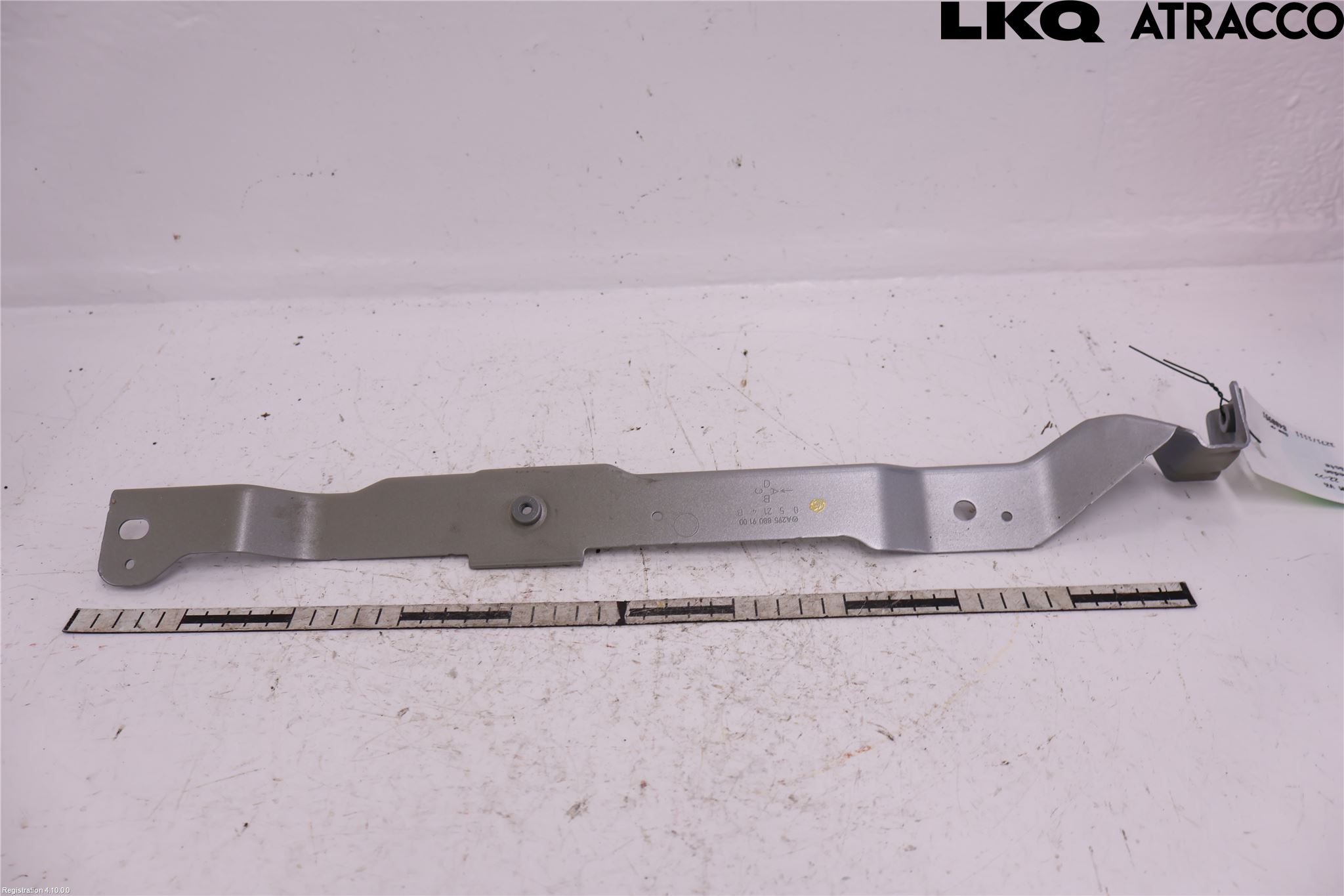 Mercedes-Benz MB EQE (V295) 22- Frontskjermfeste Venstre