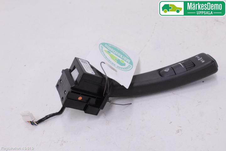 Volvo V70 08-13 Bryter Ratt Visker - Spyler