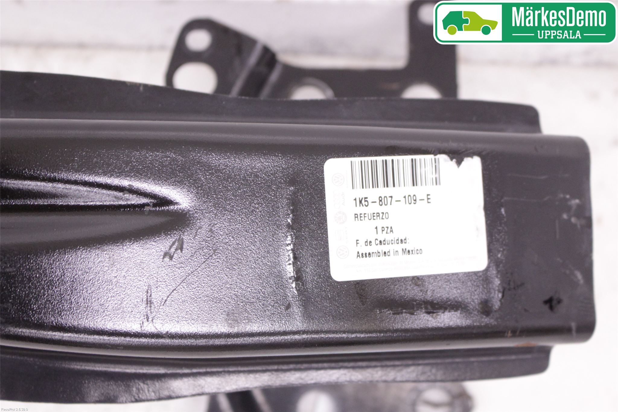 Volkswagen VW GOLF V 04-09 Støtfanger Foran Bjelke