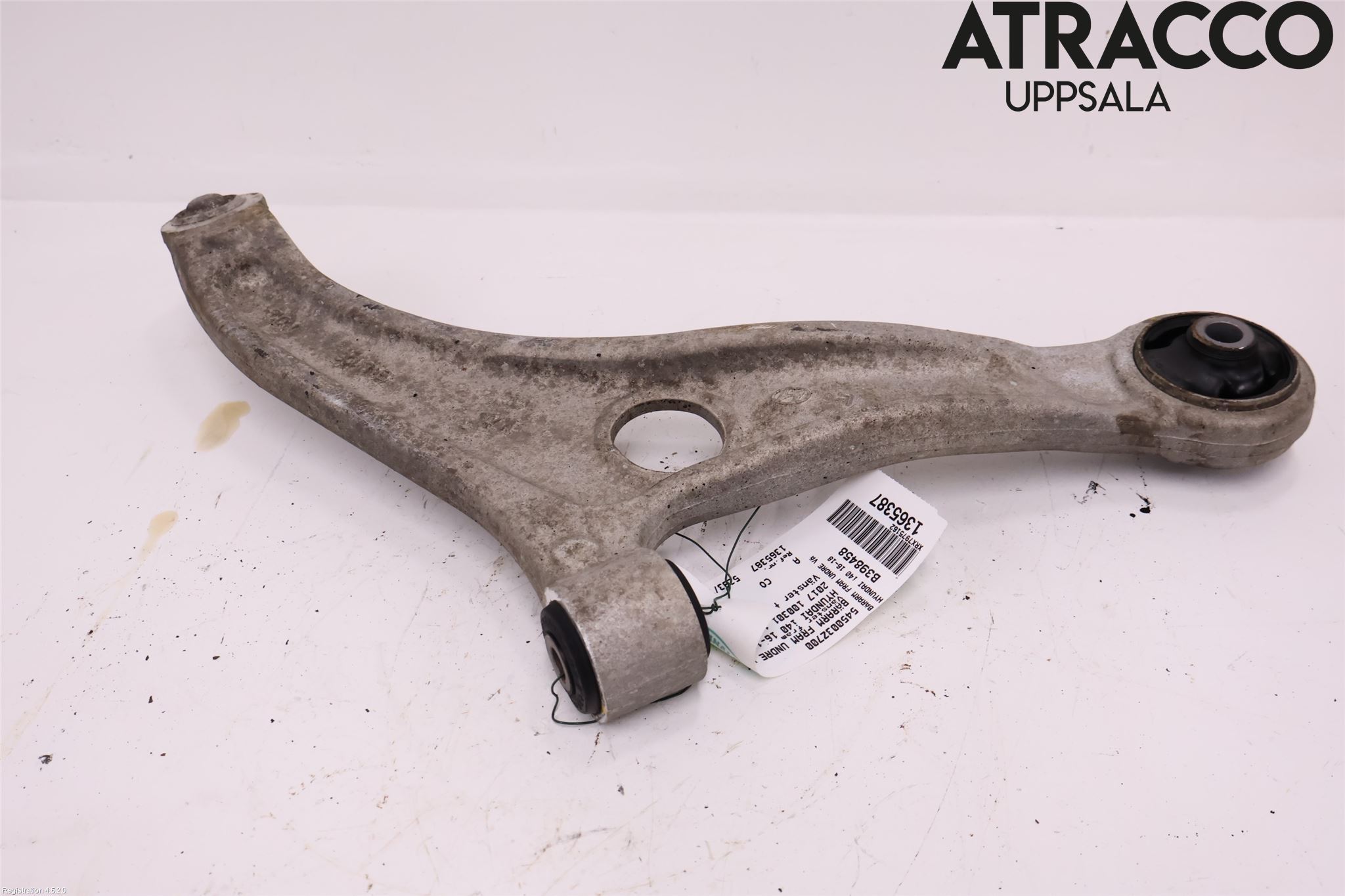 Hyundai i40 16-18 Bærearm Foran Venstre Nedre