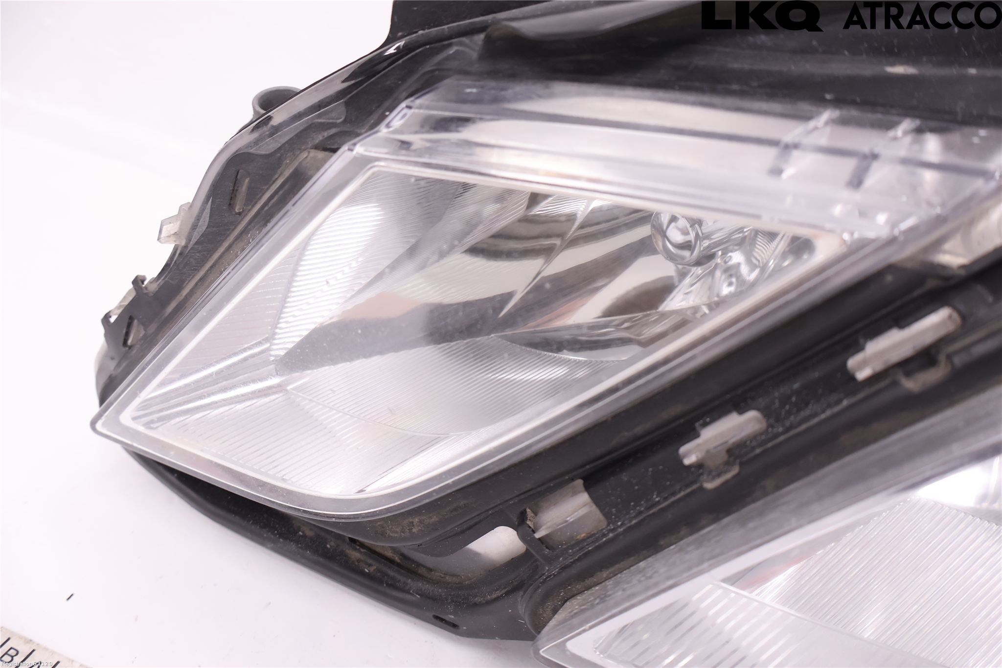 Mercedes-Benz MB E-KLASS (W212) 09-16 Frontlykt Venstre