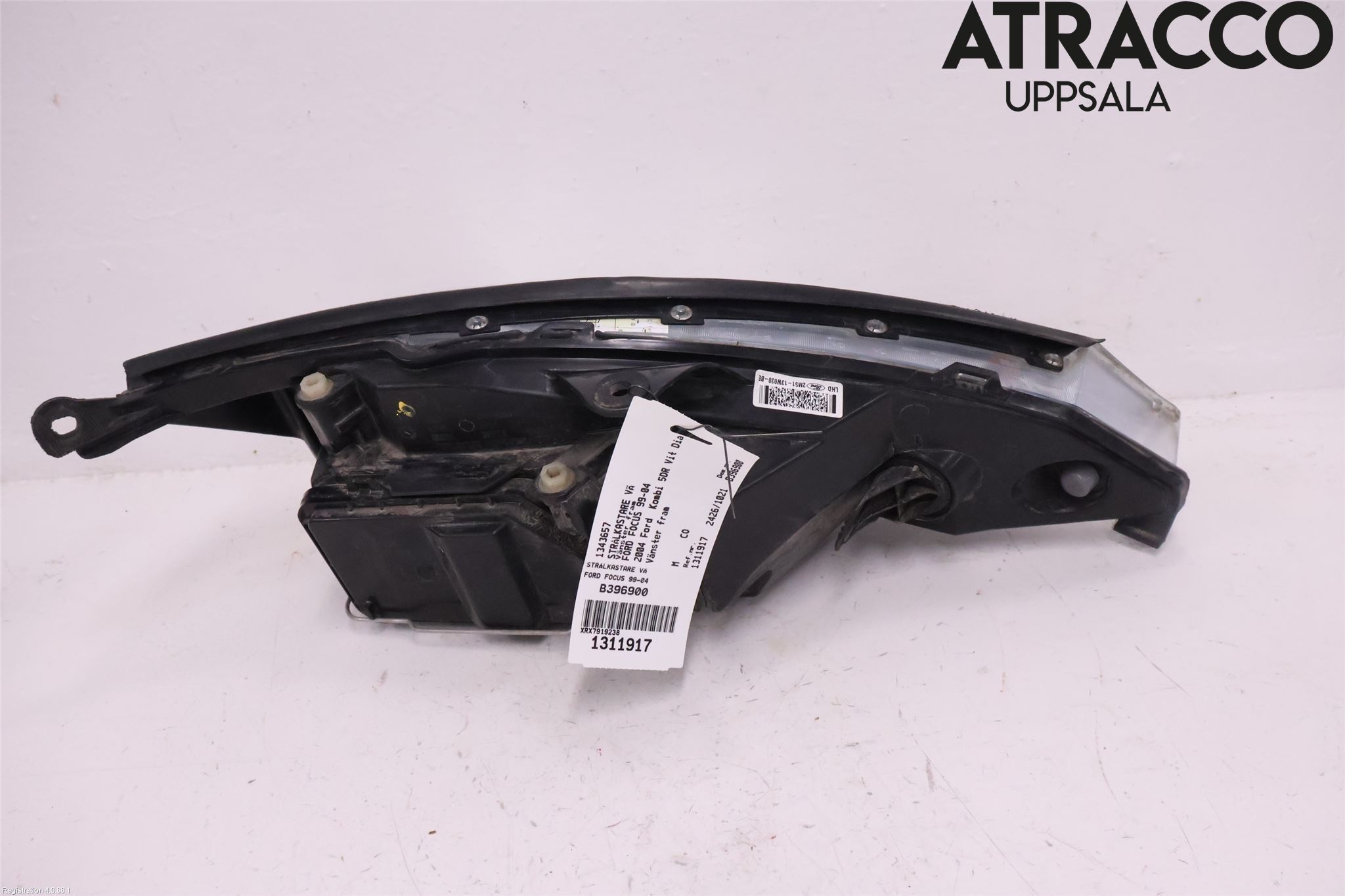 Ford FOCUS     99-04 Frontlykt Venstre