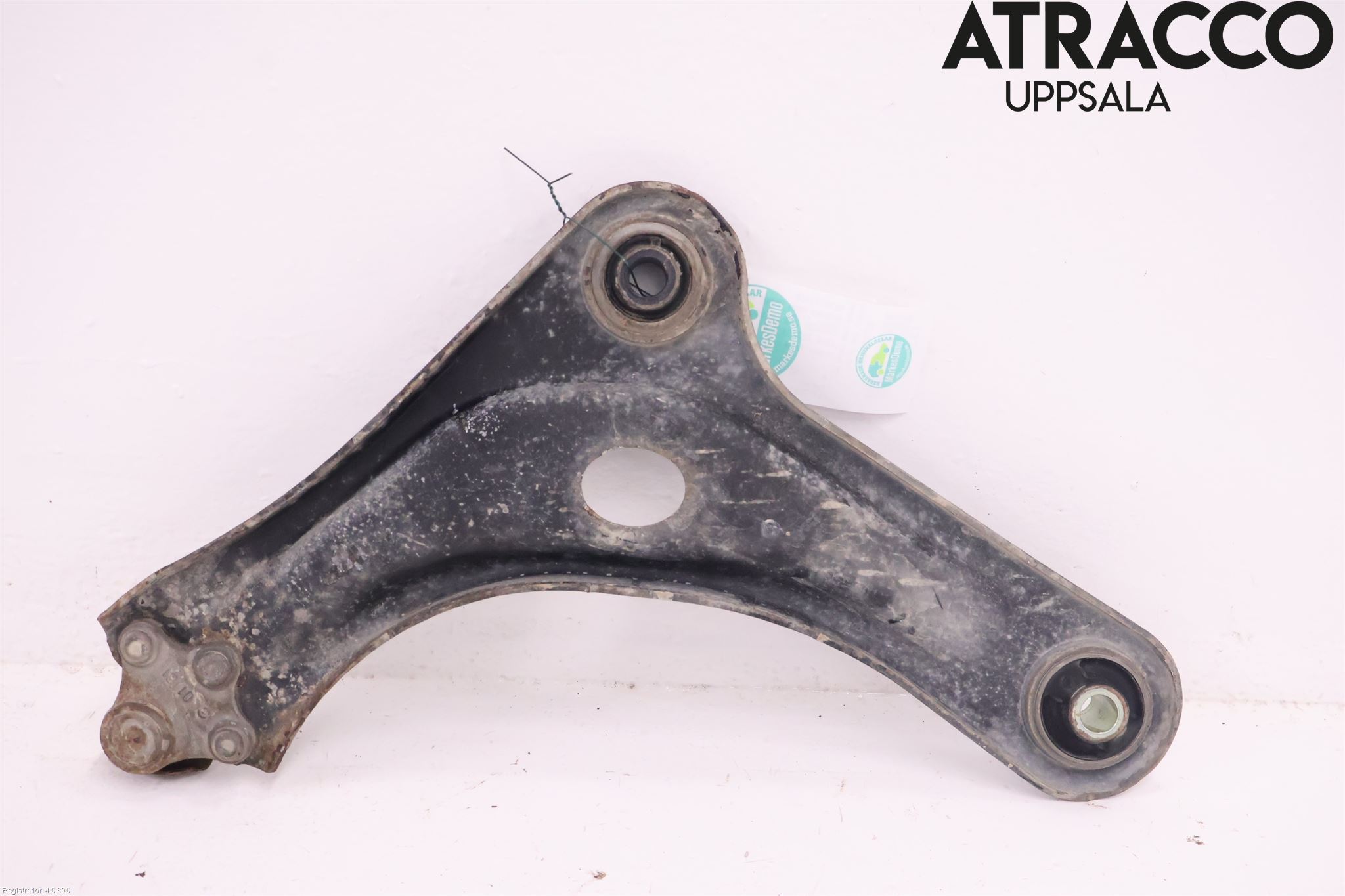 Peugeot PEUGOT 208 16-19 Bærearm Foran Høyre Nedre