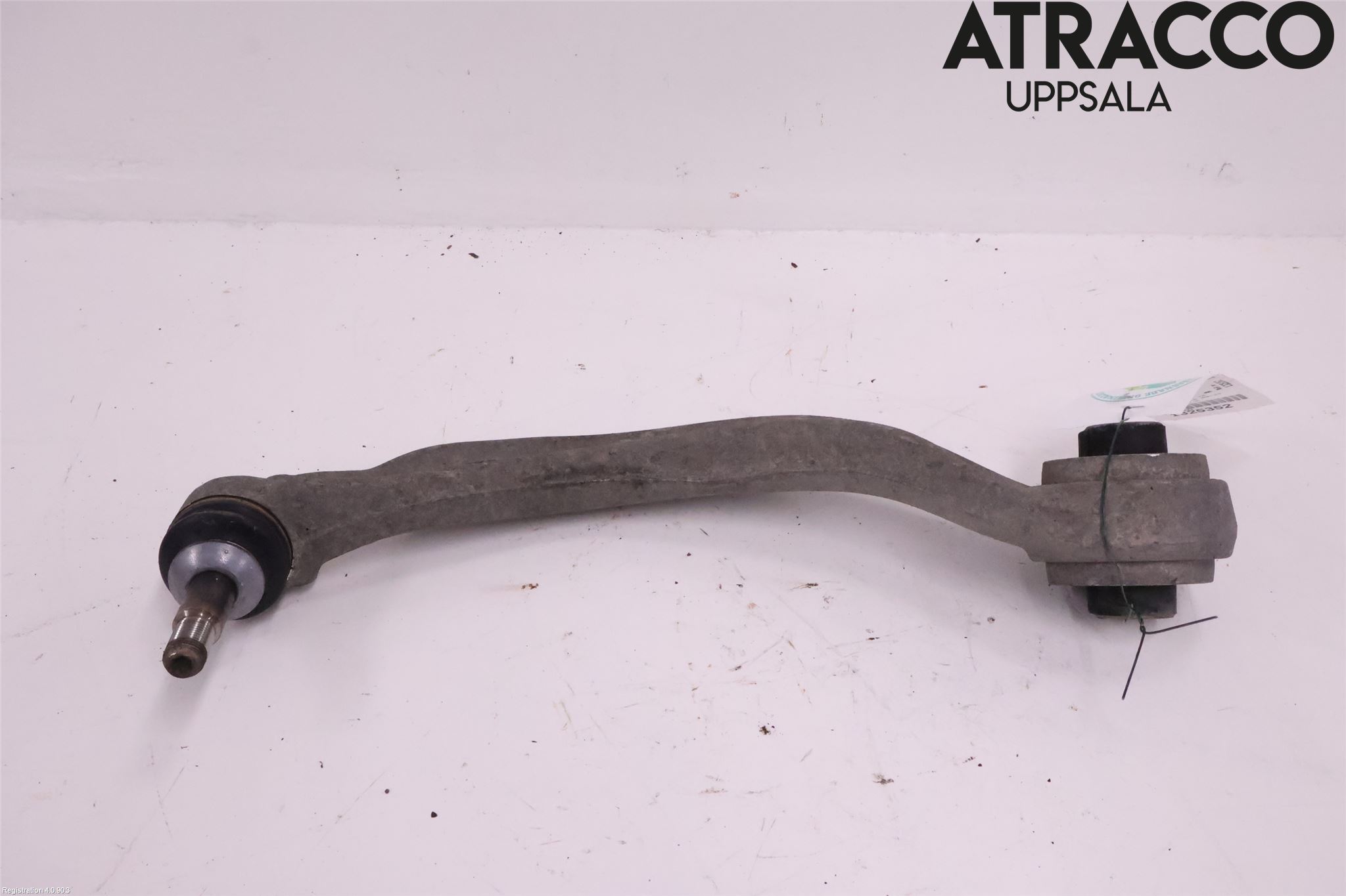 BMW 5 F10/F11/F18 09-17 Bærearm Foran Venstre Nedre